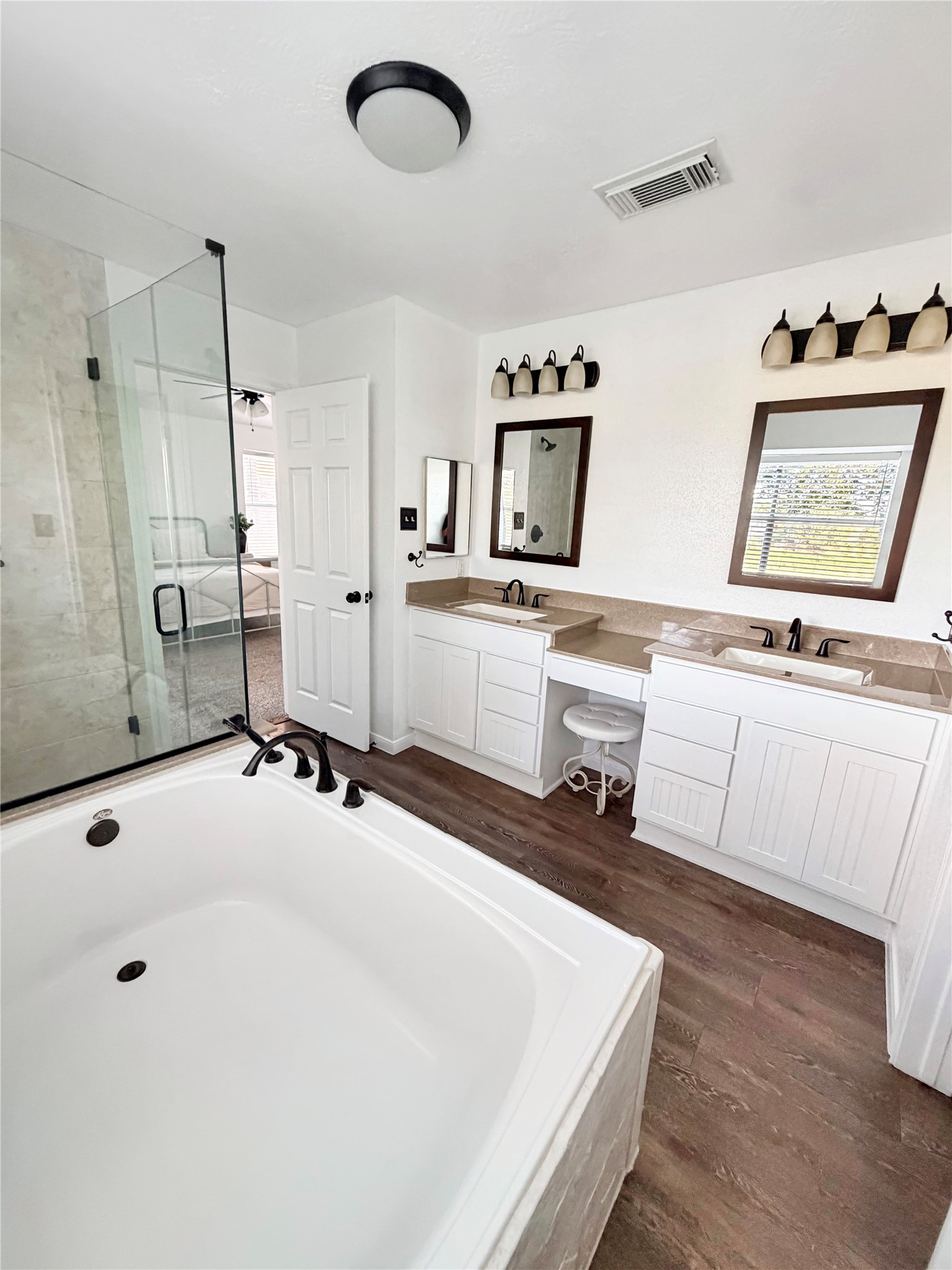 5702 E Towerglen Loop Property Photo 11