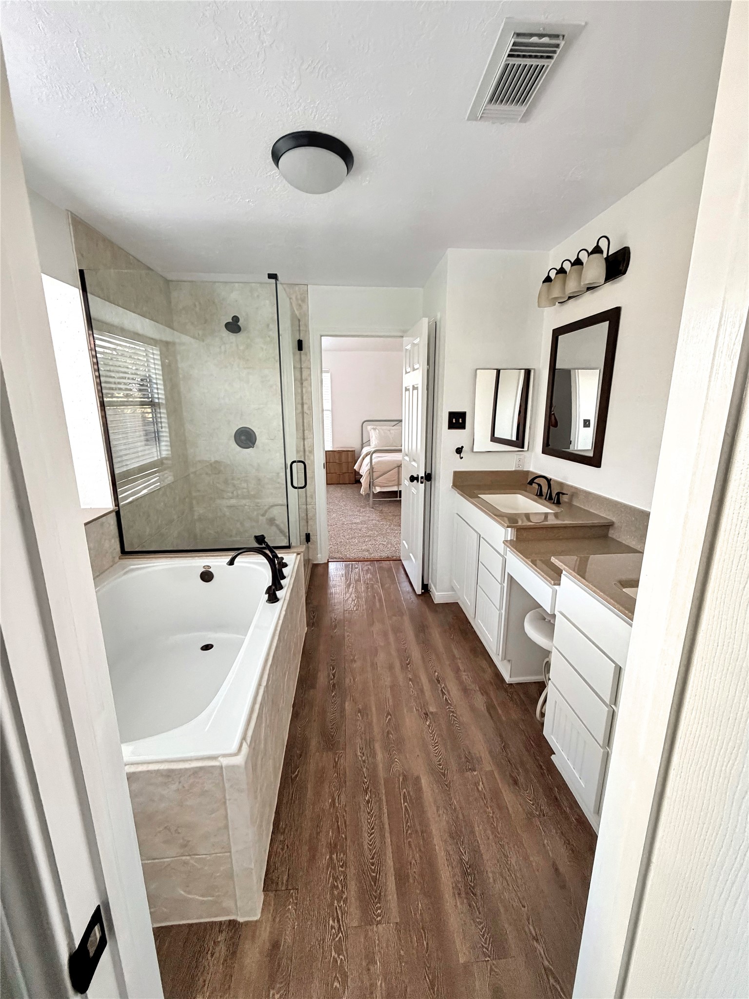 5702 E Towerglen Loop Property Photo 12