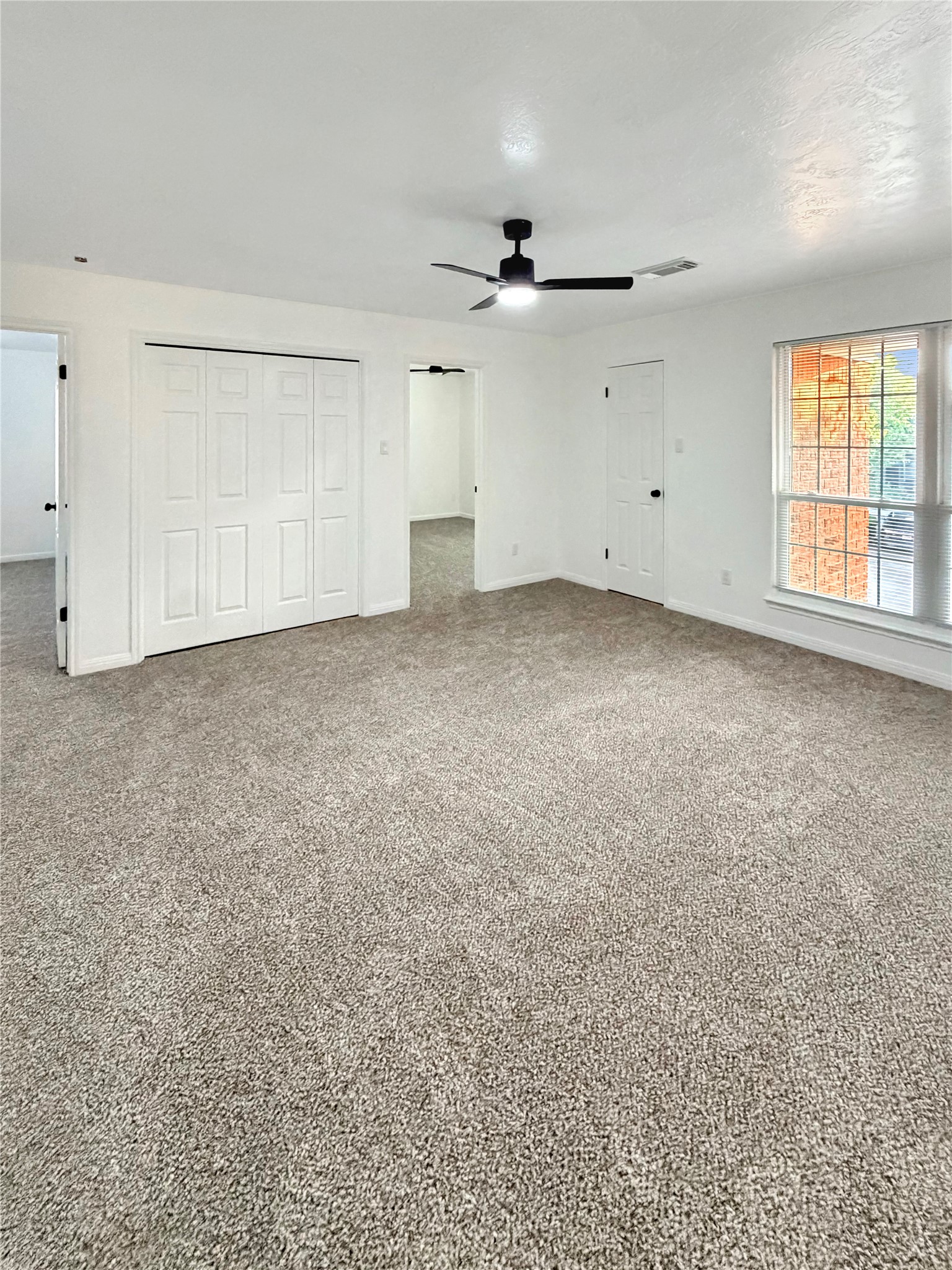 5702 E Towerglen Loop Property Photo 13