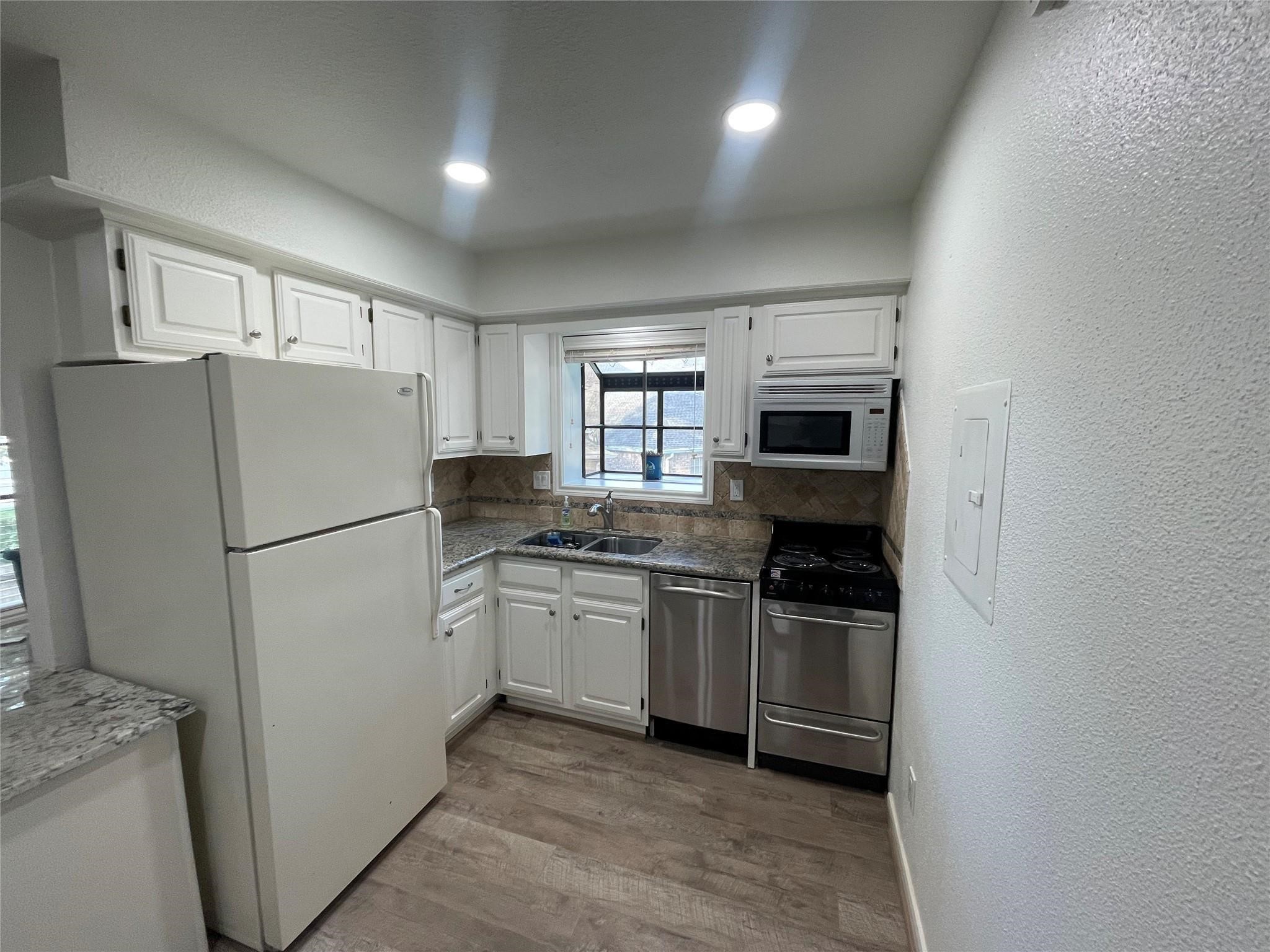 1311 Antoine Drive 168 Property Photo 6