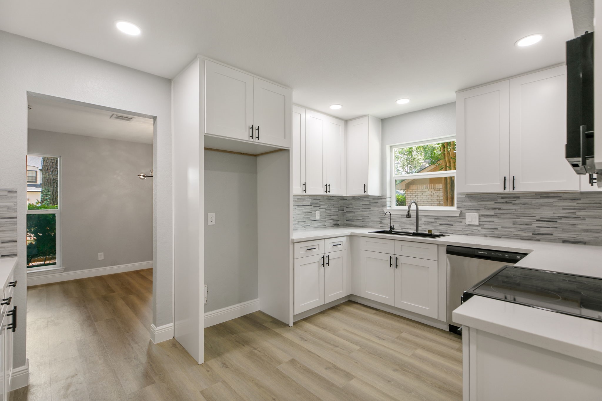 1106 Caspian Lane Property Photo 10