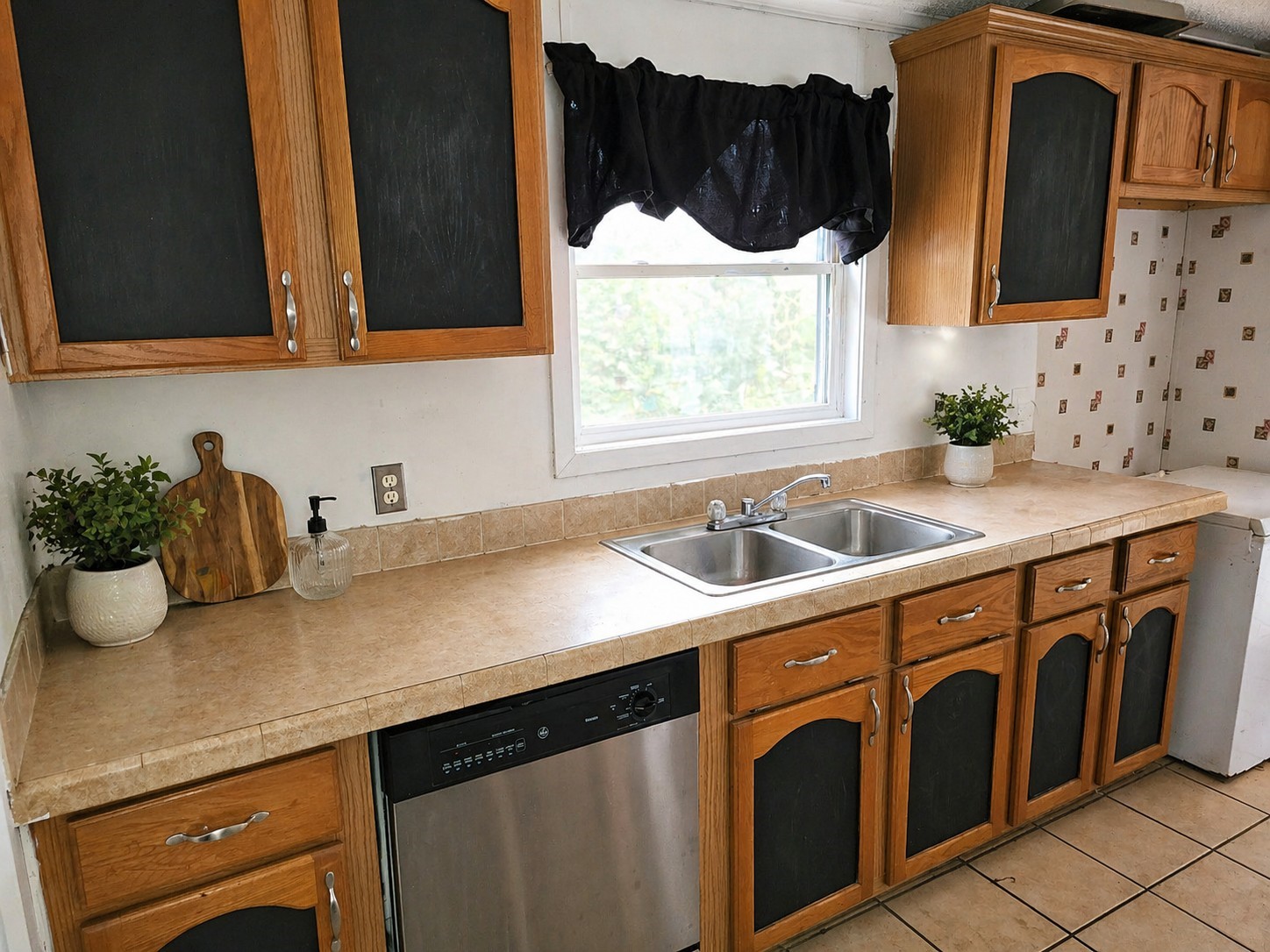 608 Country Breeze Property Photo 4