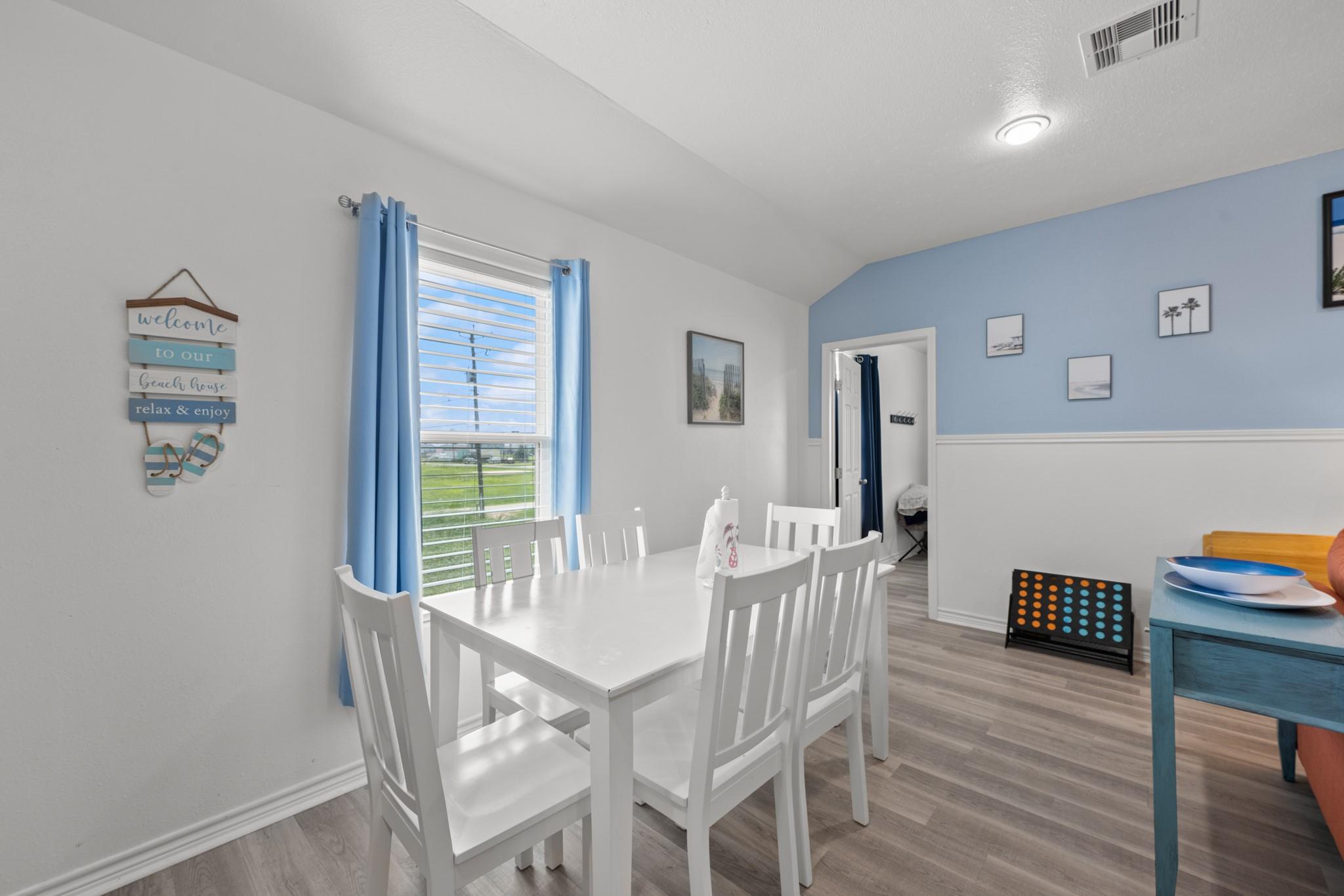 818 Surf Drive Property Photo 15