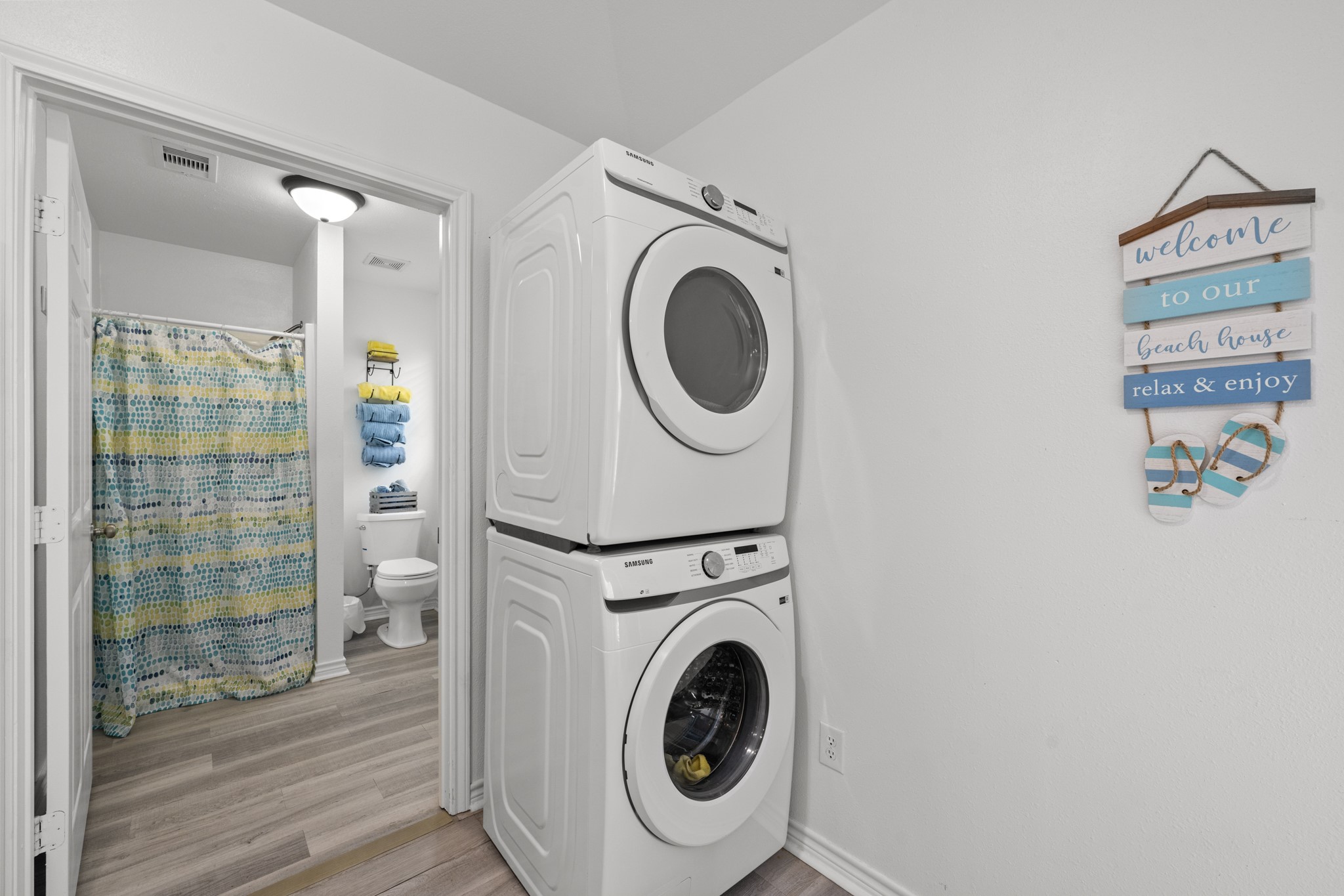 818 Surf Drive Property Photo 16
