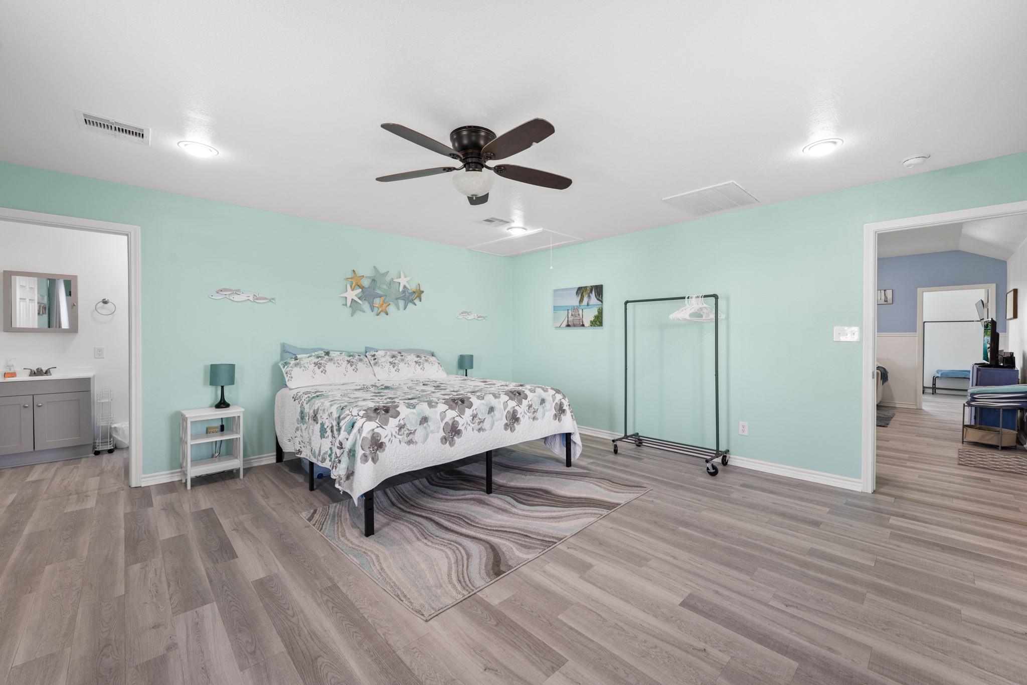 818 Surf Drive Property Photo 18