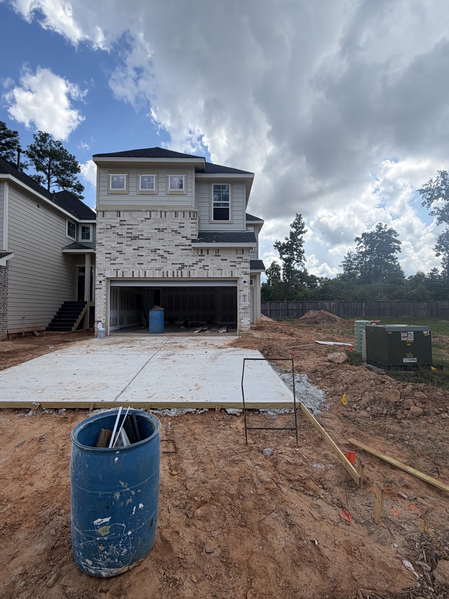 516 Red Cascade Trail Property Photo 28