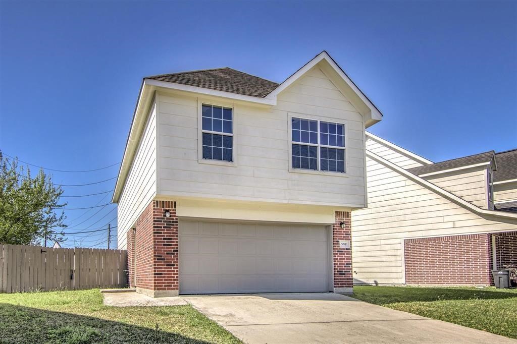 9811 S Galwan Circle Property Photo 3