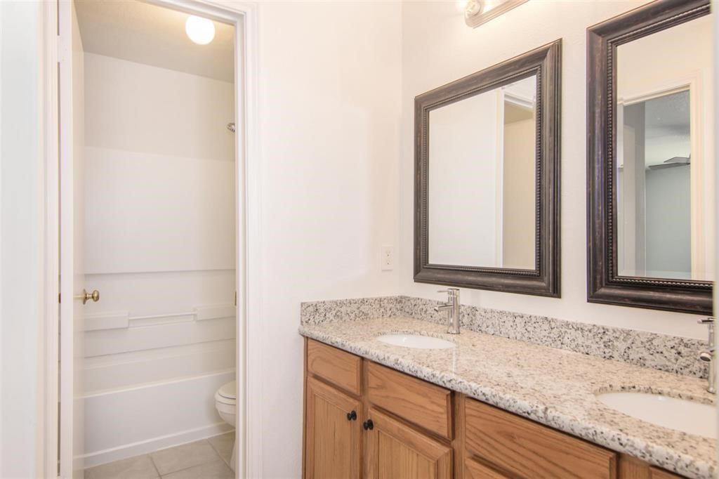 9811 S Galwan Circle Property Photo 18