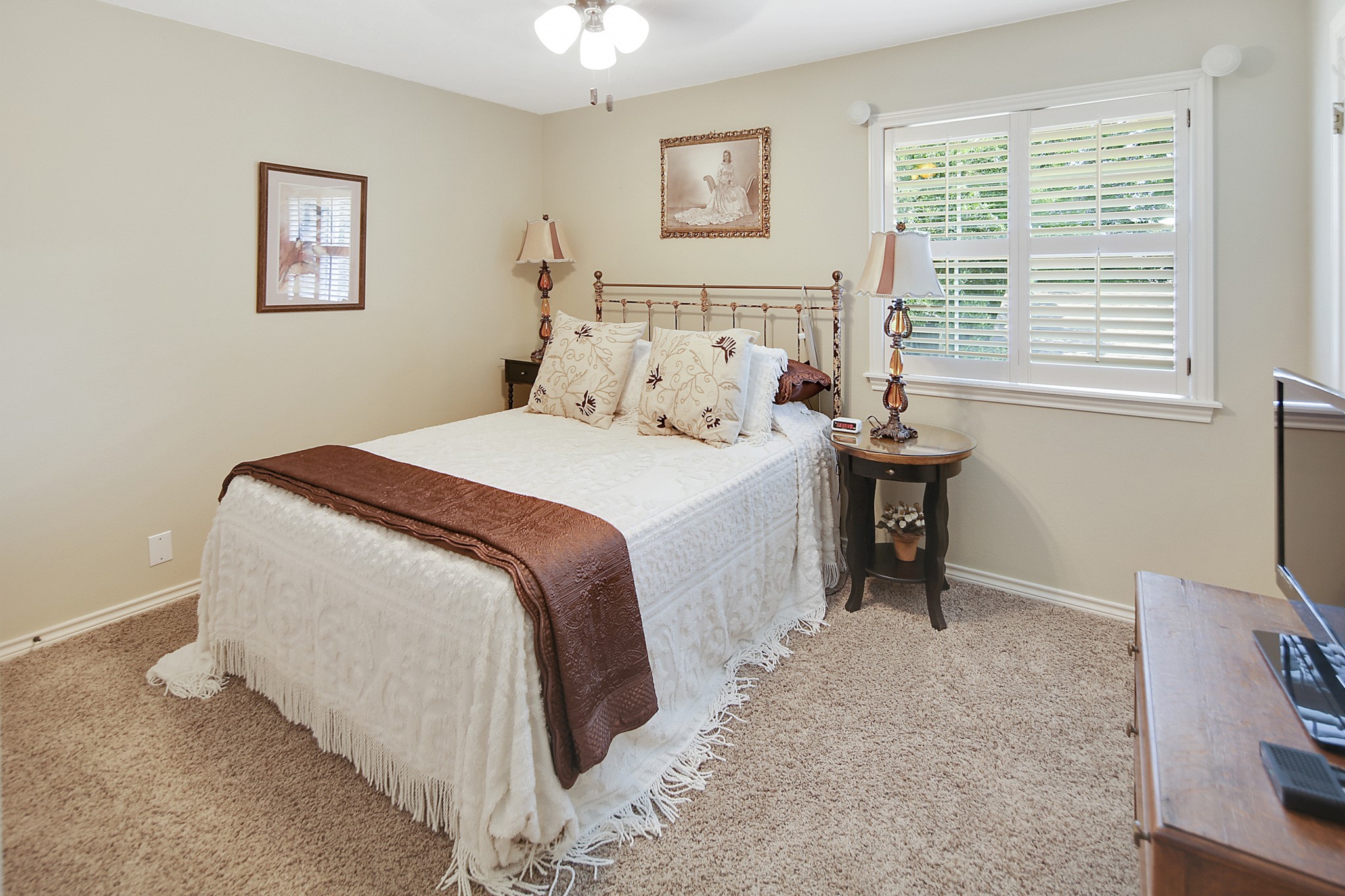 1402 Millcreek Court Property Photo 21
