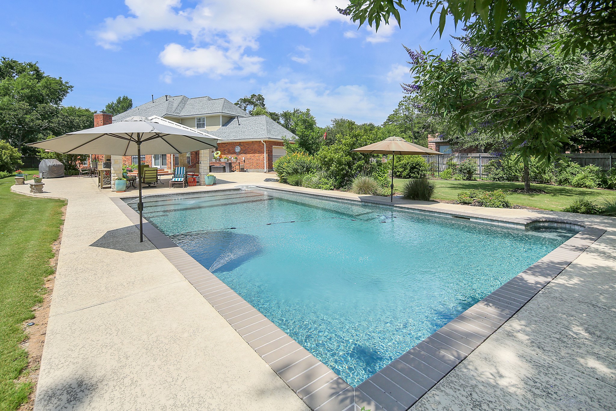 1402 Millcreek Court Property Photo 31
