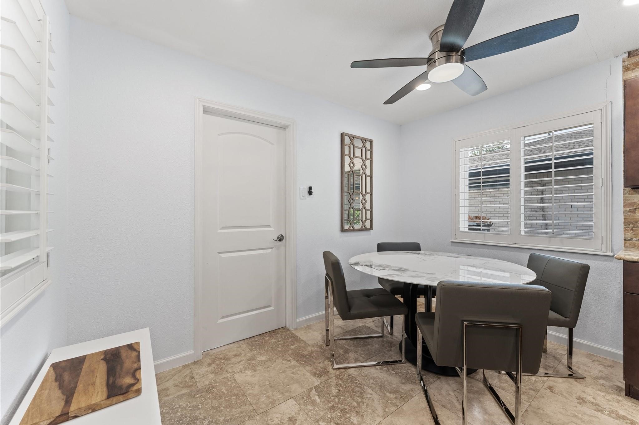 5511 Queensloch Drive Property Photo 12