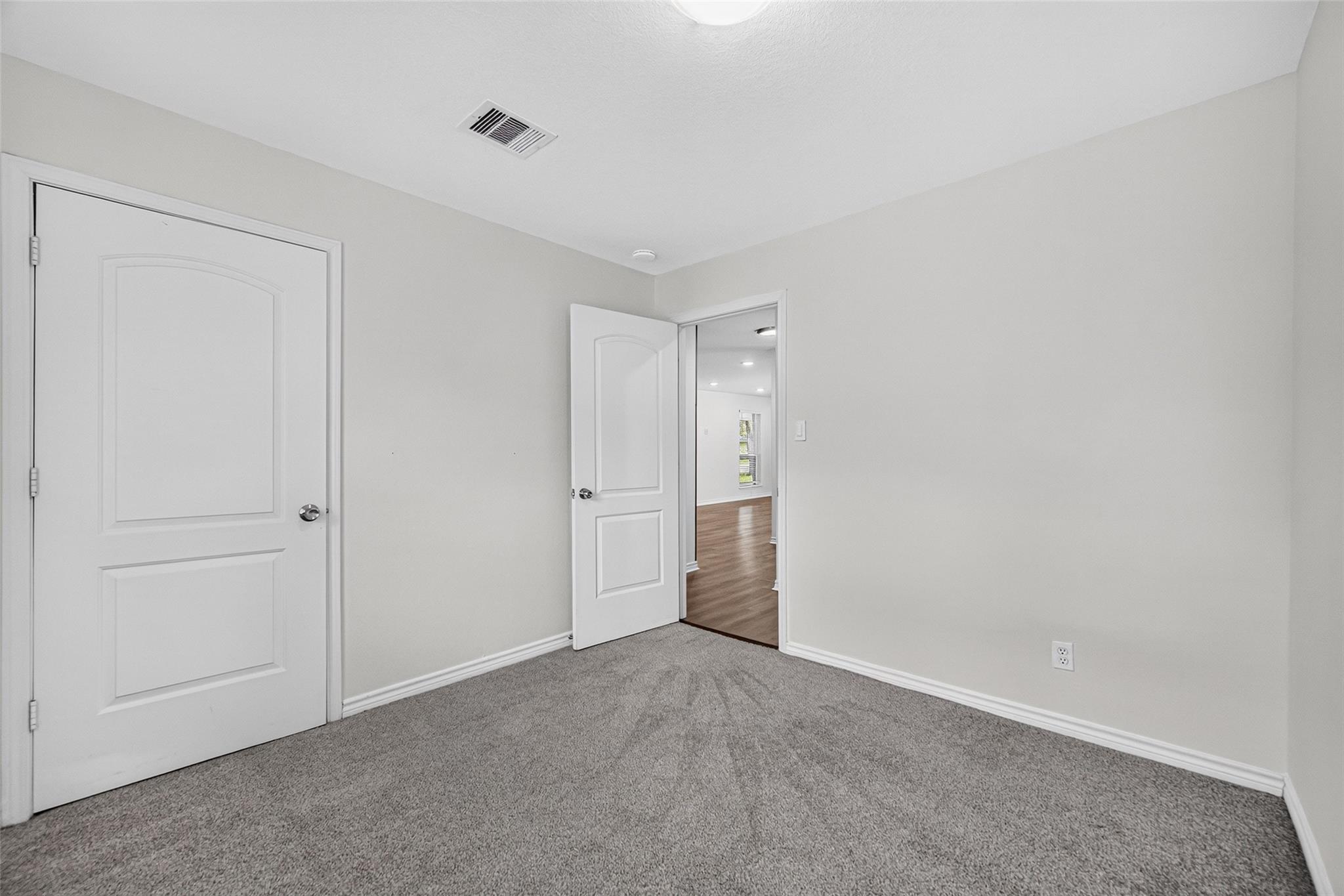 11107 Cedarhurst Drive Property Photo 28
