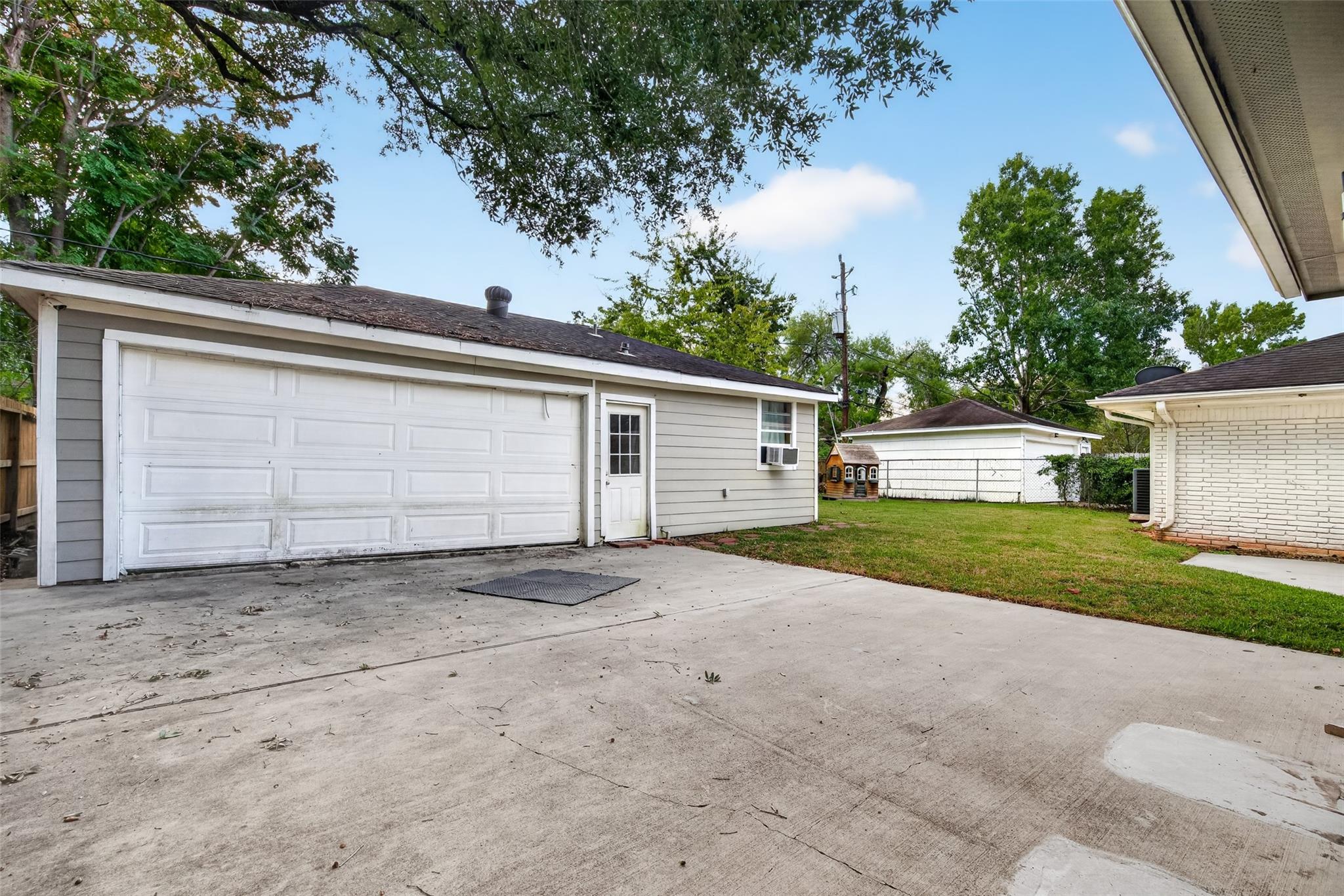 11107 Cedarhurst Drive Property Photo 31