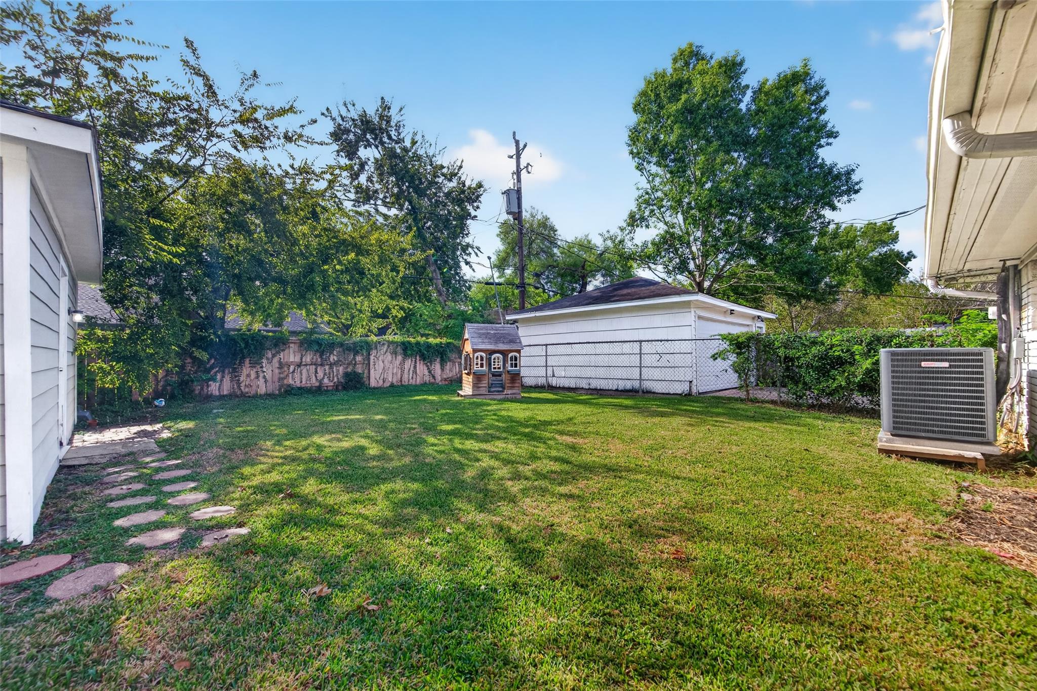 11107 Cedarhurst Drive Property Photo 41