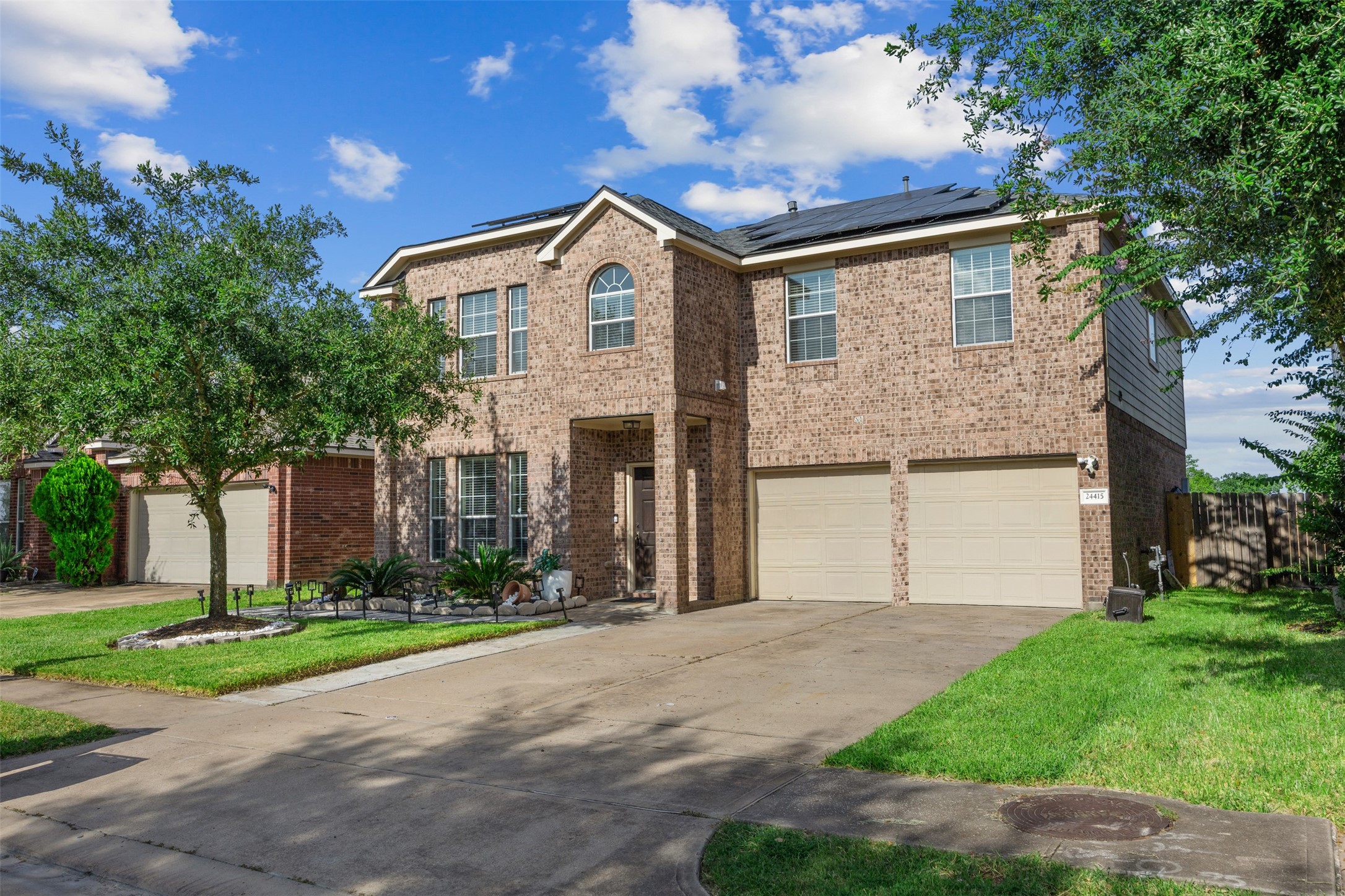 24415 Lakecrest Bend Drive Property Photo 4