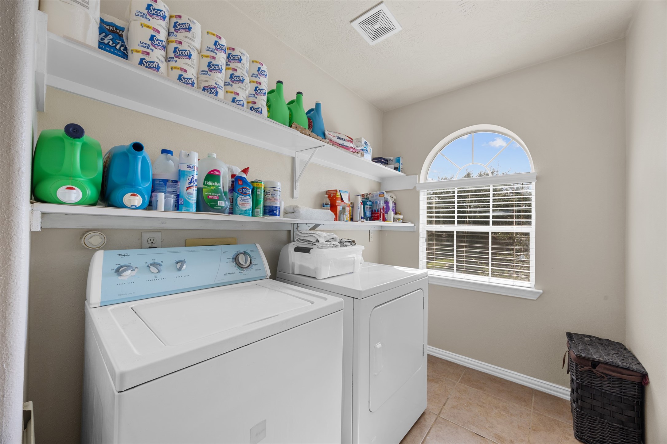 24415 Lakecrest Bend Drive Property Photo 13
