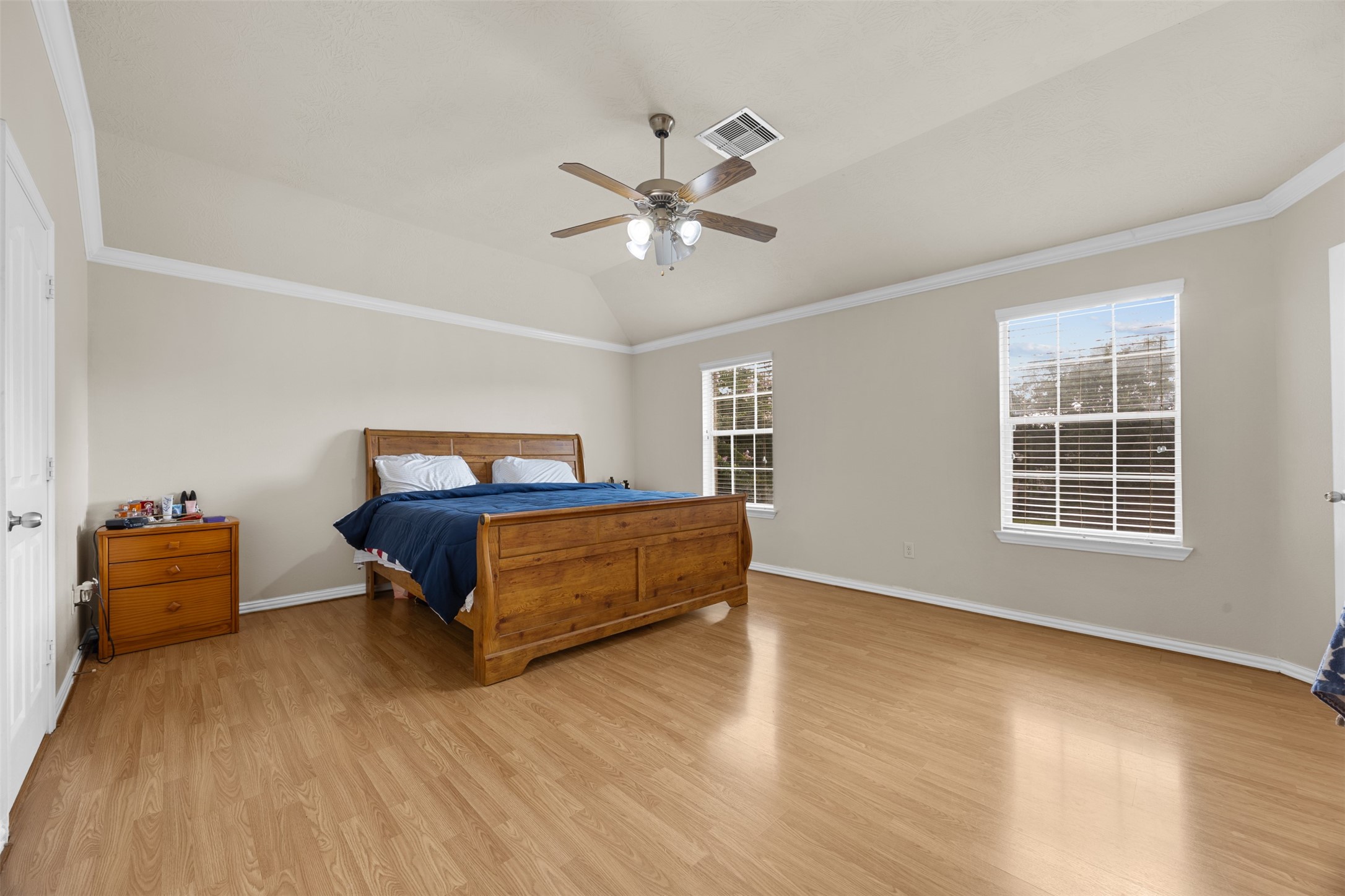 24415 Lakecrest Bend Drive Property Photo 14