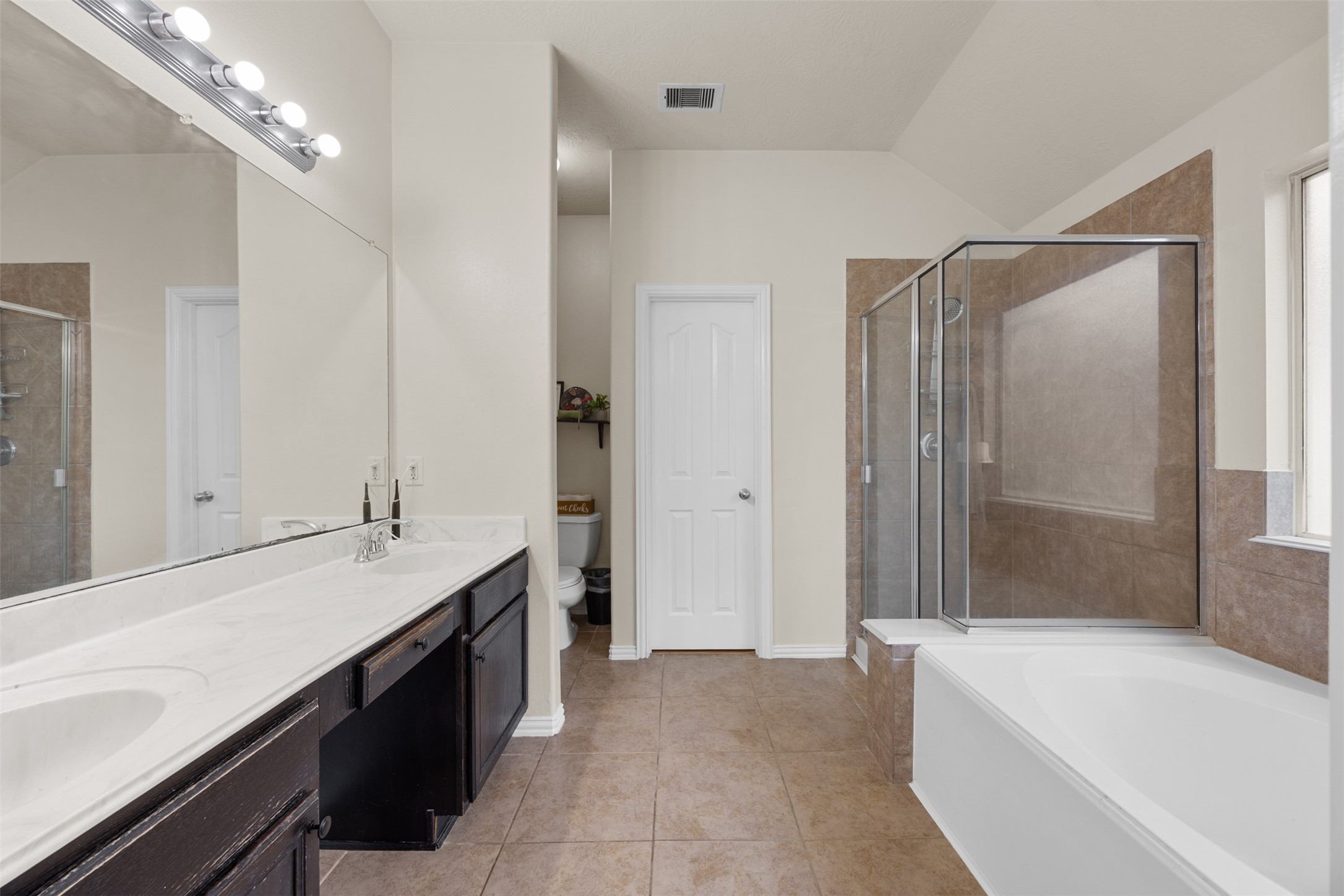 24415 Lakecrest Bend Drive Property Photo 16