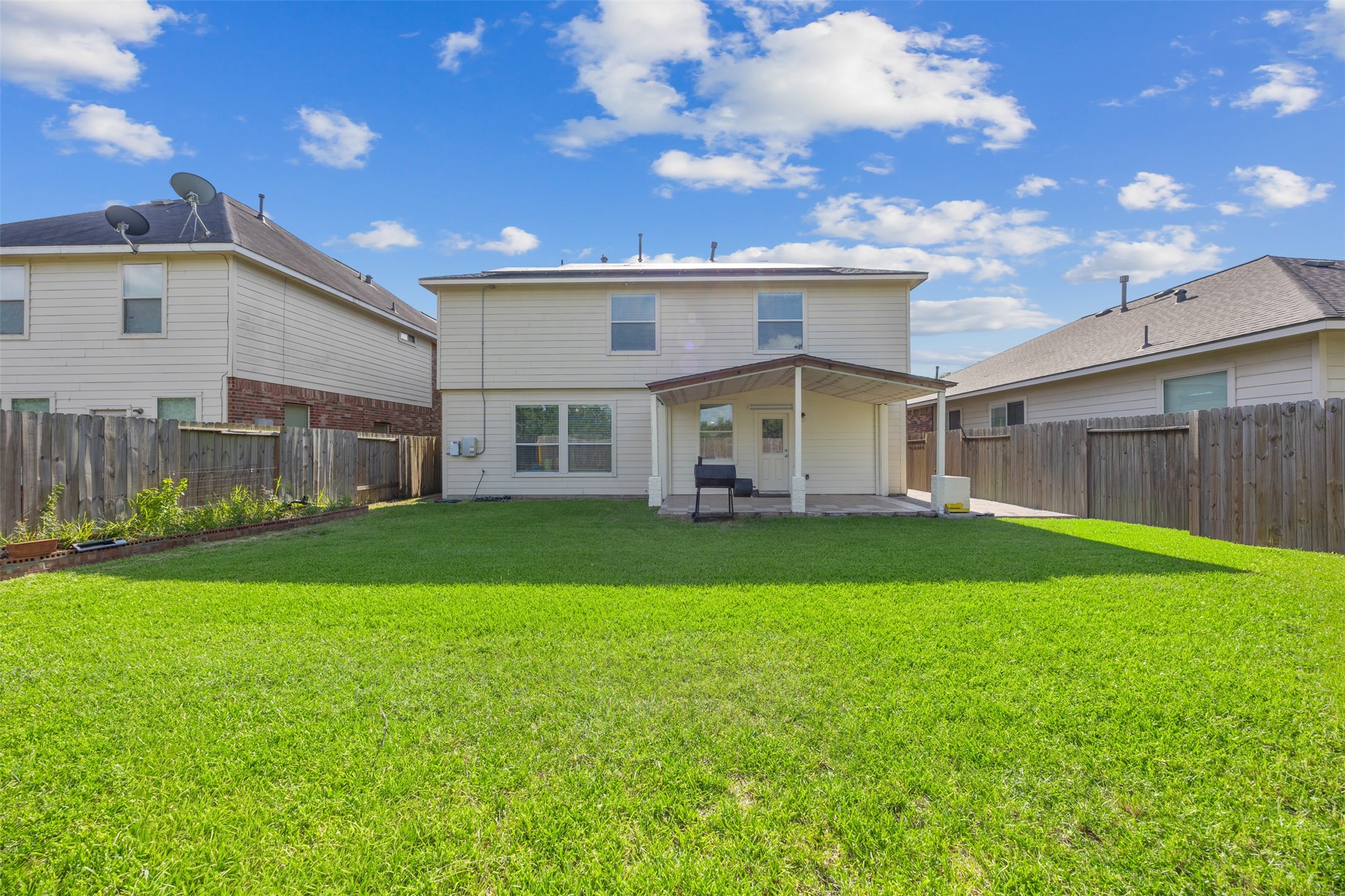 24415 Lakecrest Bend Drive Property Photo 25