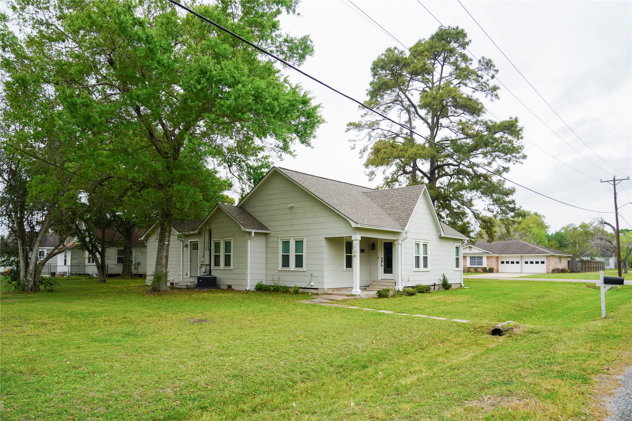 1311 Avenue E Property Photo
