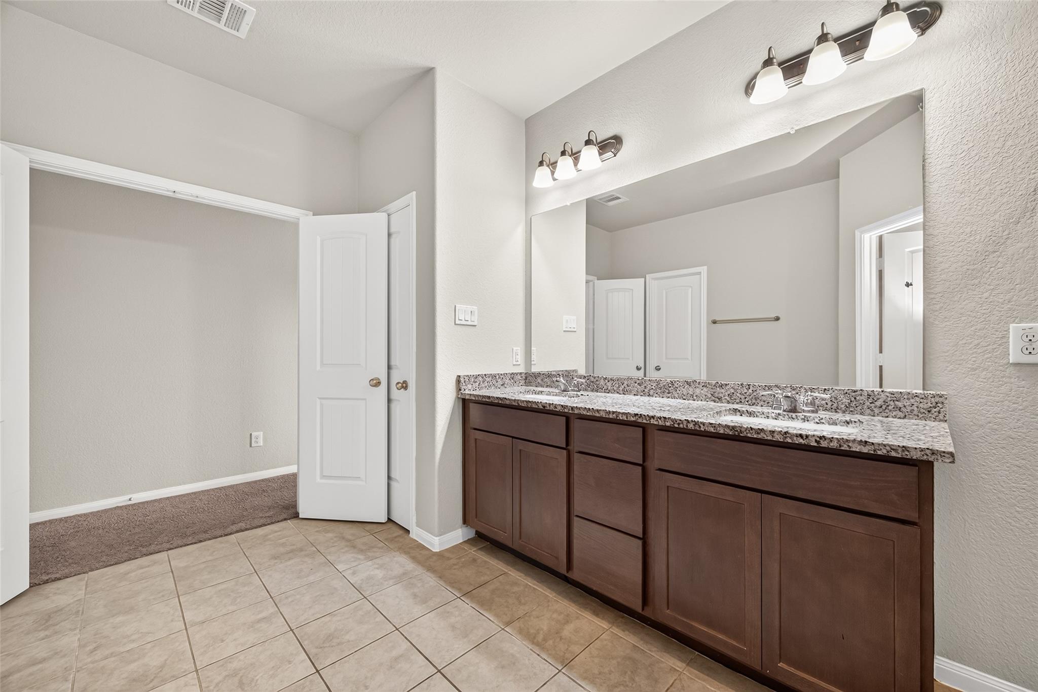 15411 Formaston Drive Property Photo 30