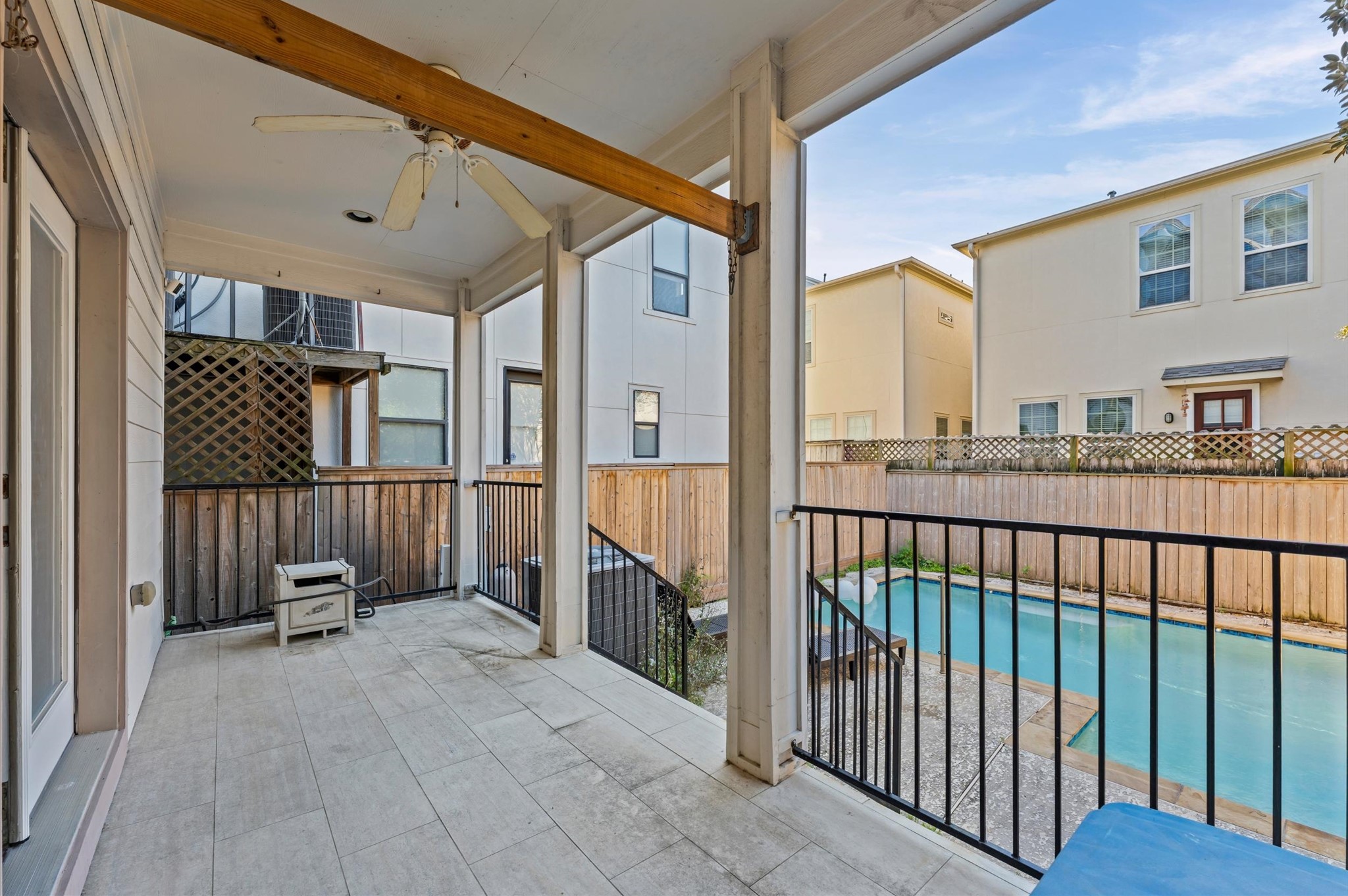 5705 Petty Street A Property Photo 3
