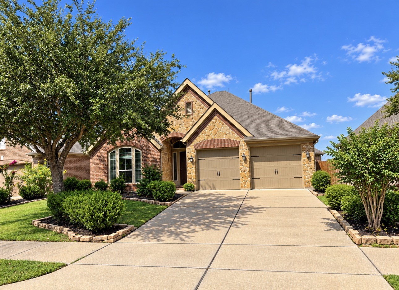 17618 Barrowfield Lane Property Photo 1