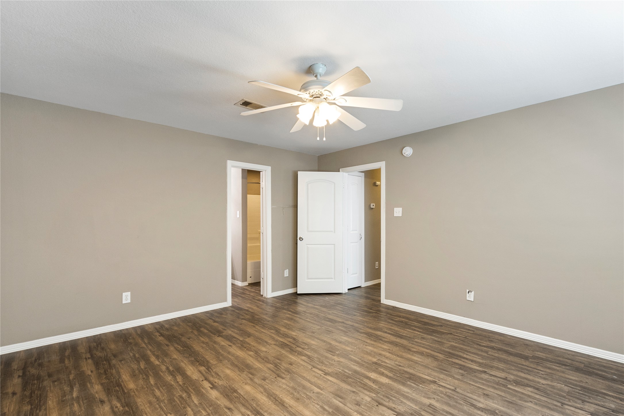 17818 Bullis Gap Drive Property Photo 12