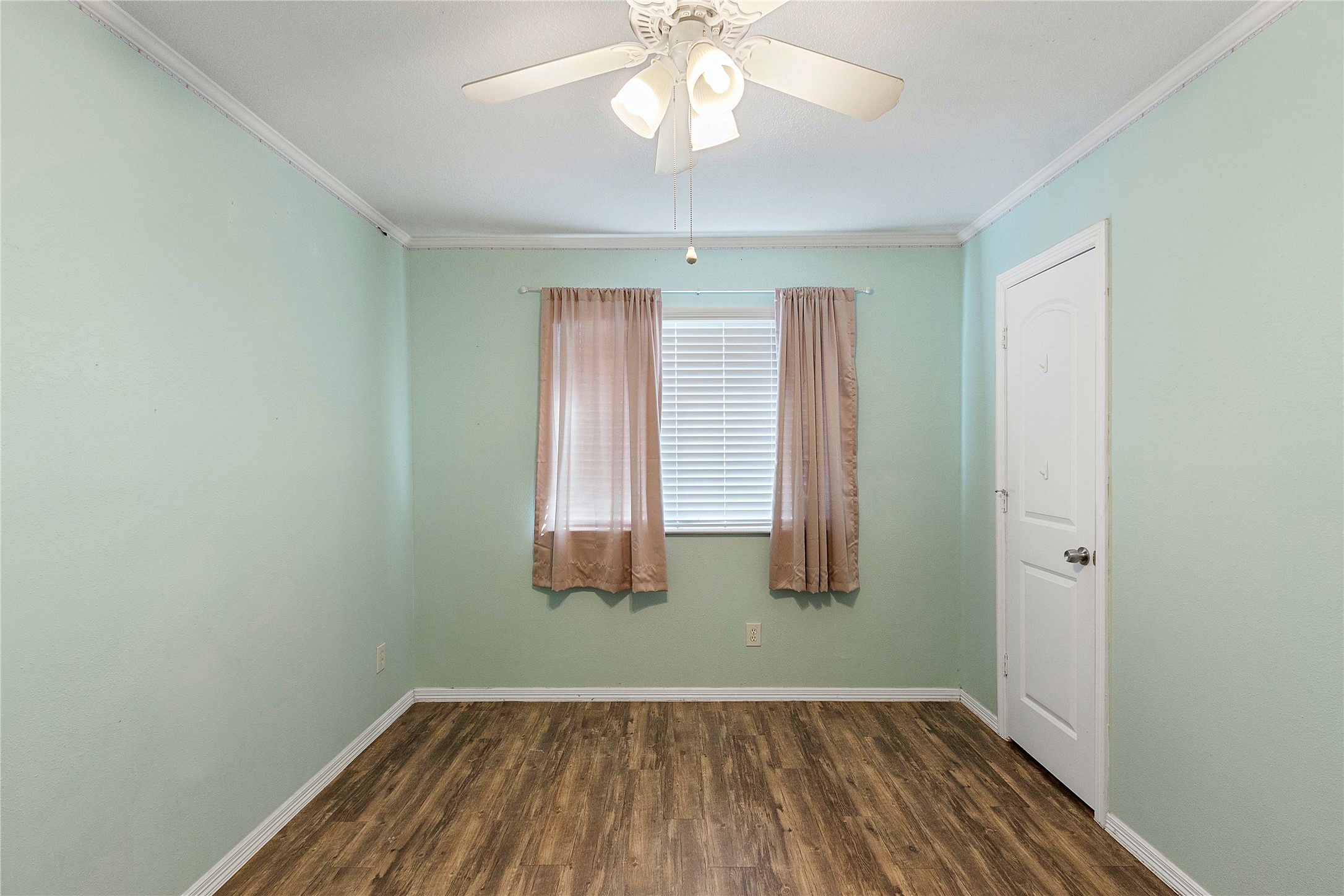 17818 Bullis Gap Drive Property Photo 24