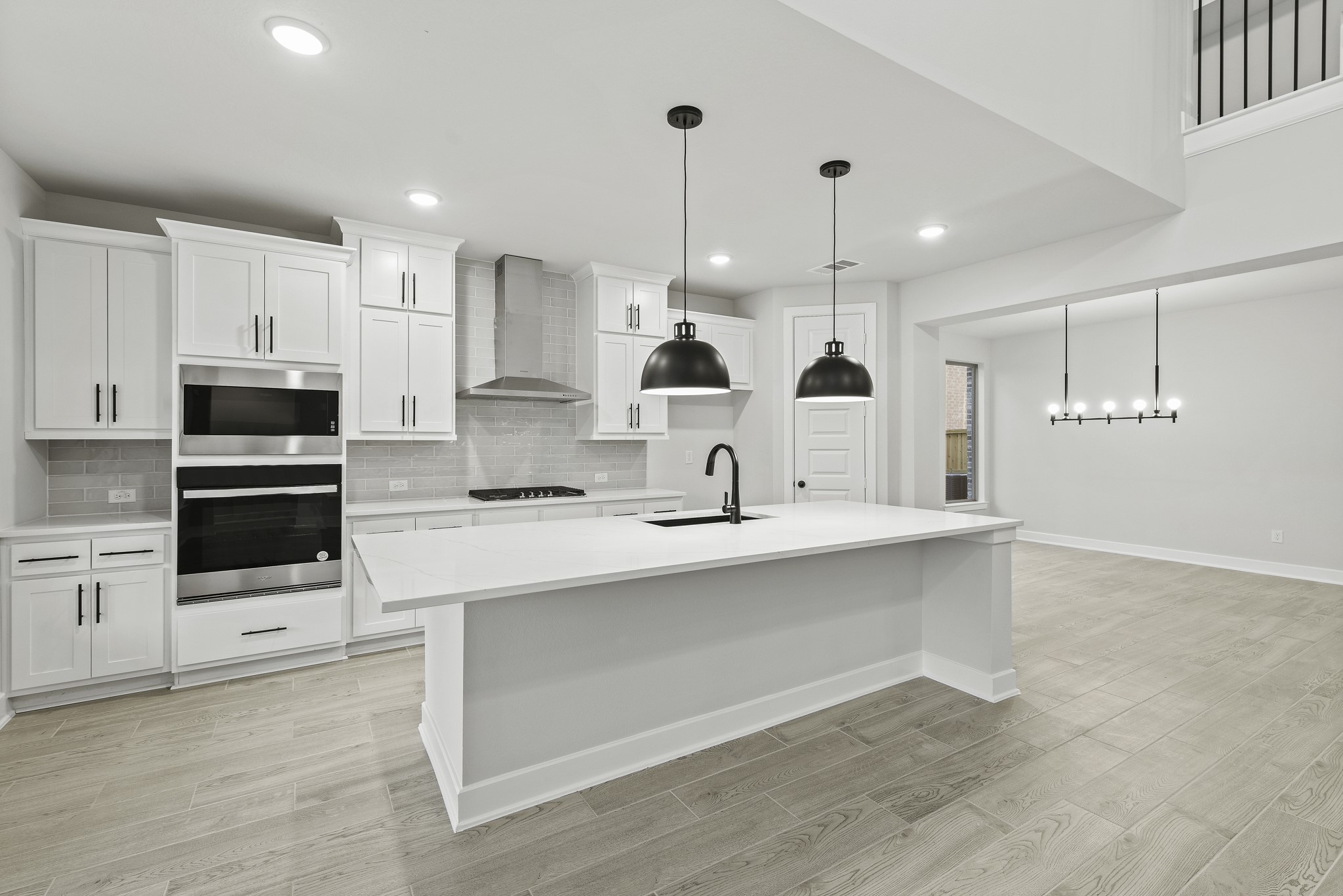 5710 Reef Ridge Drive Property Photo 5