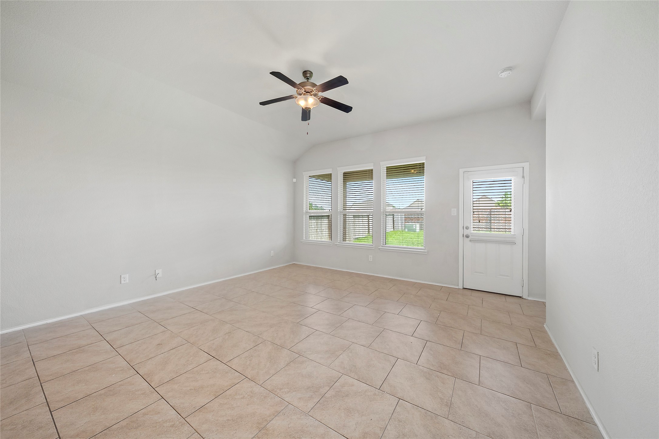 23826 Asino Drive Property Photo 8