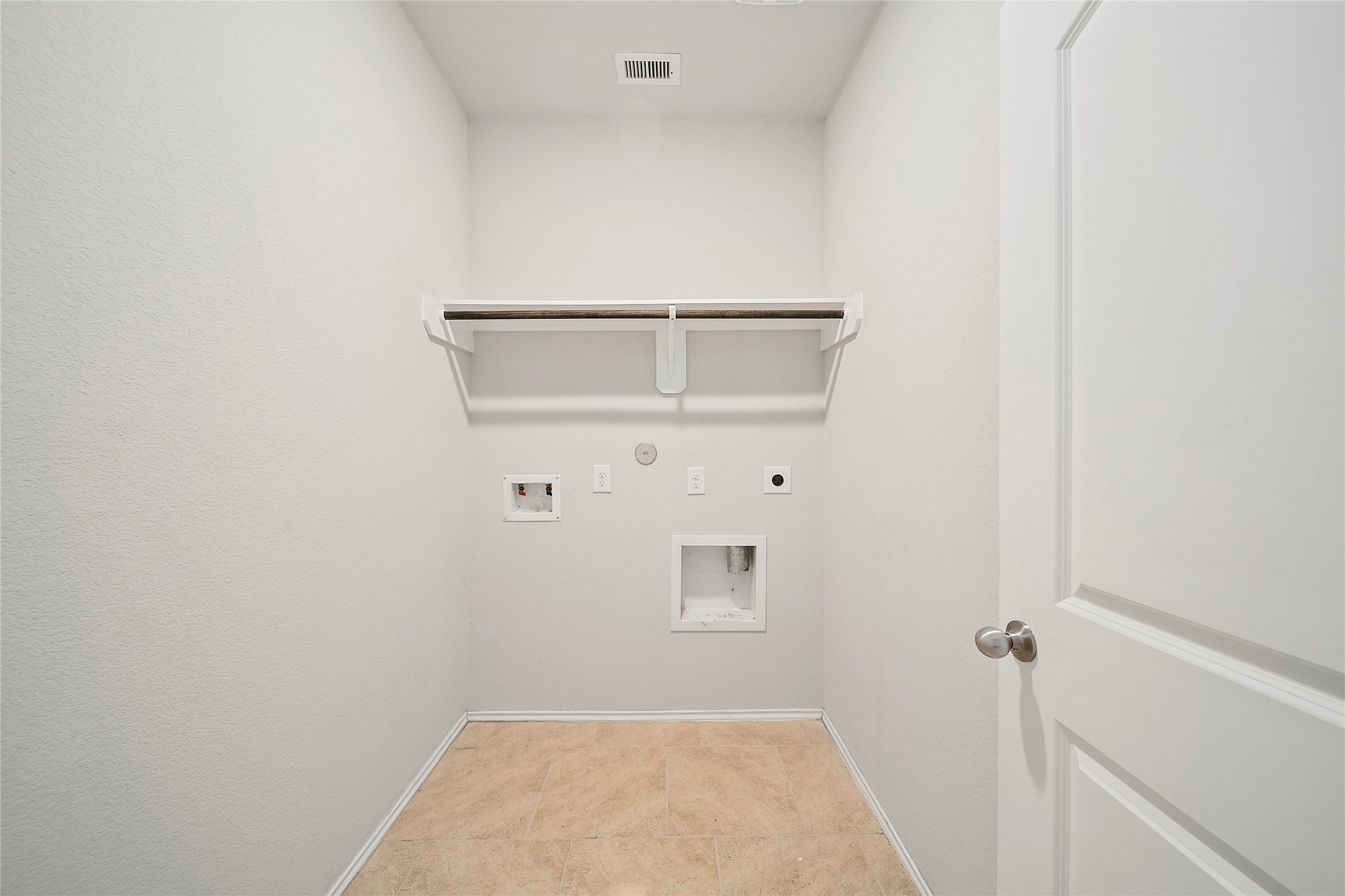 23826 Asino Drive Property Photo 20