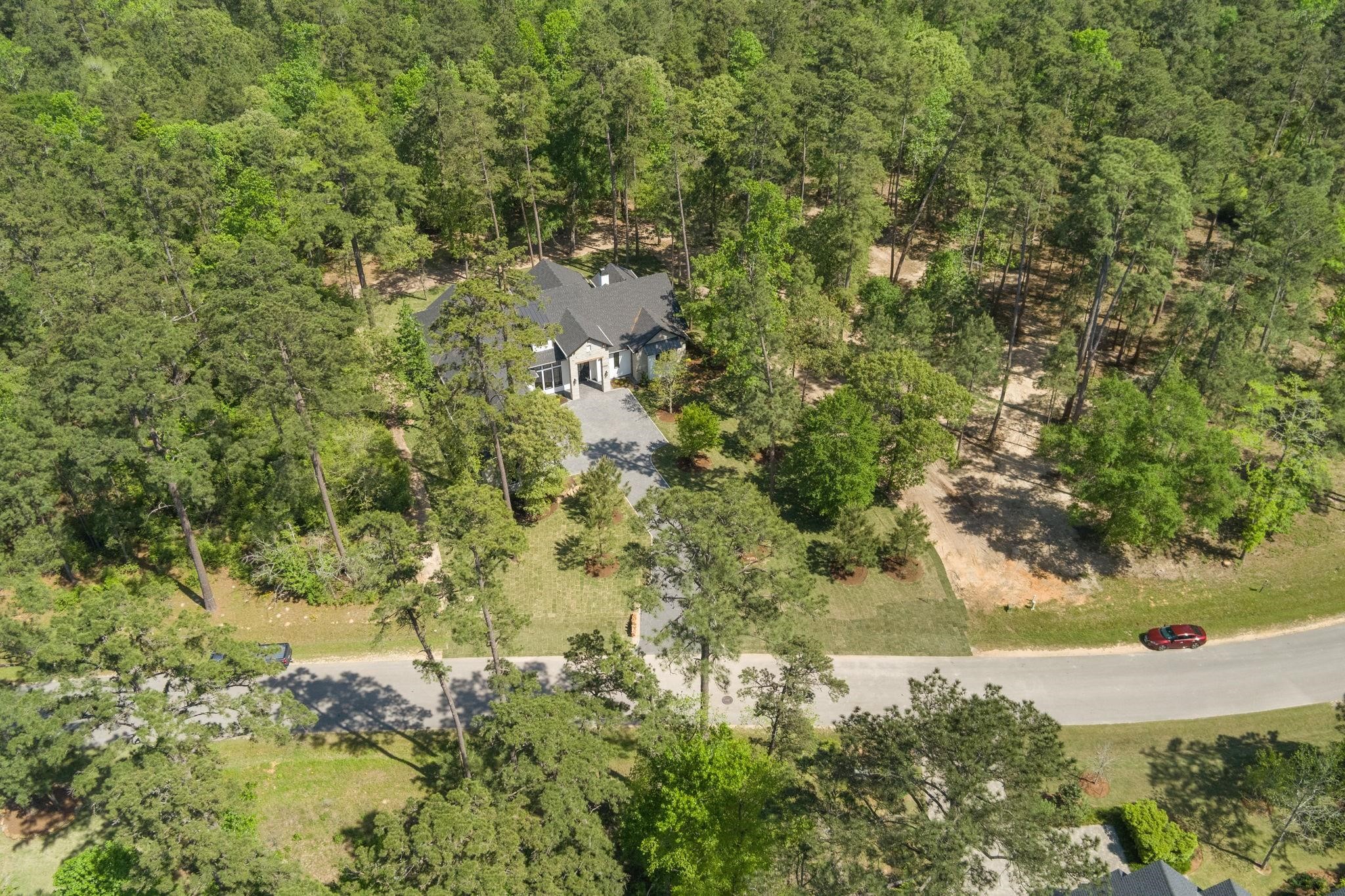 4458 Lily Bean Rd Property Photo 3