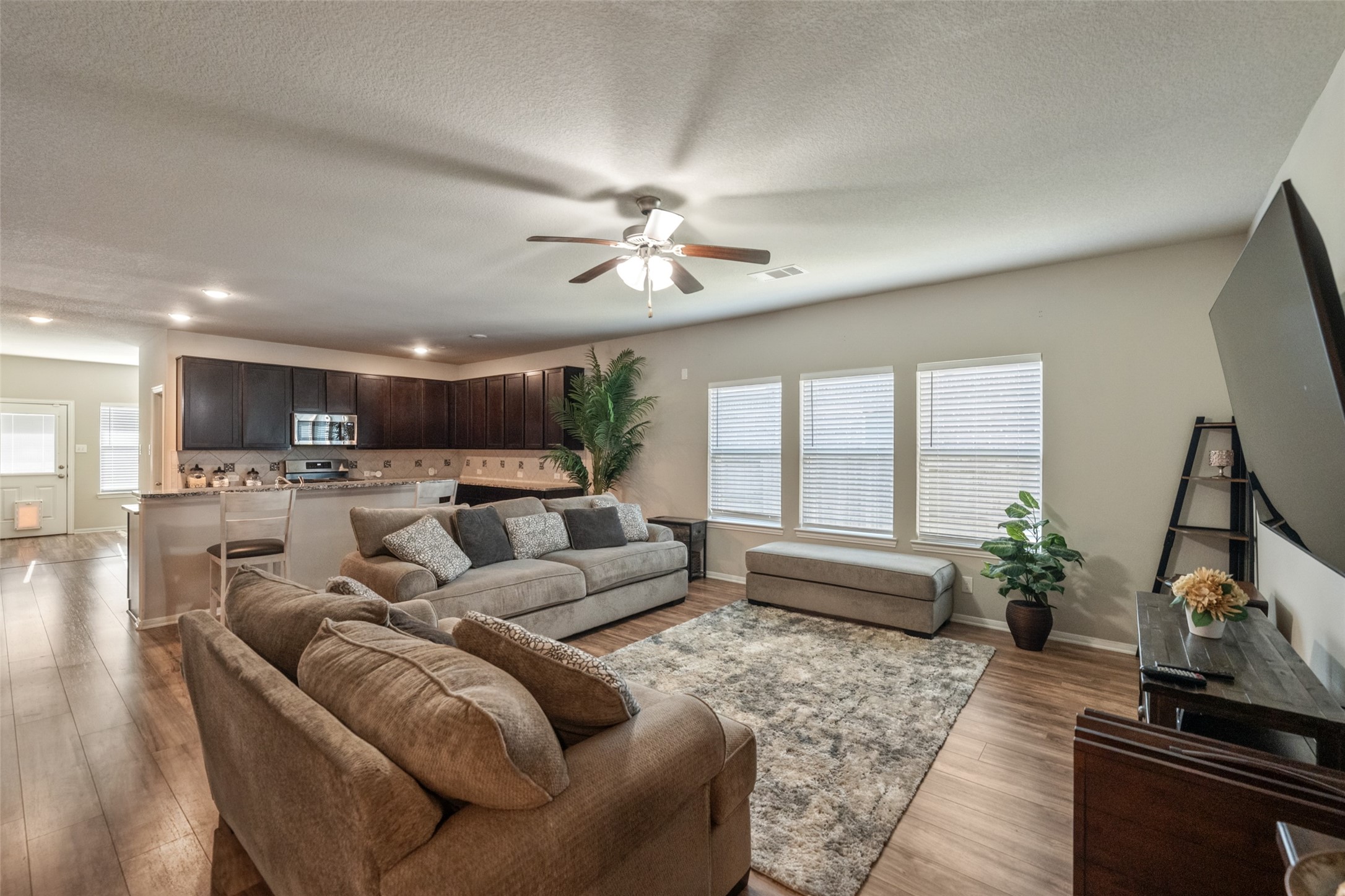 15439 Aberdeen Wood Drive Property Photo 4