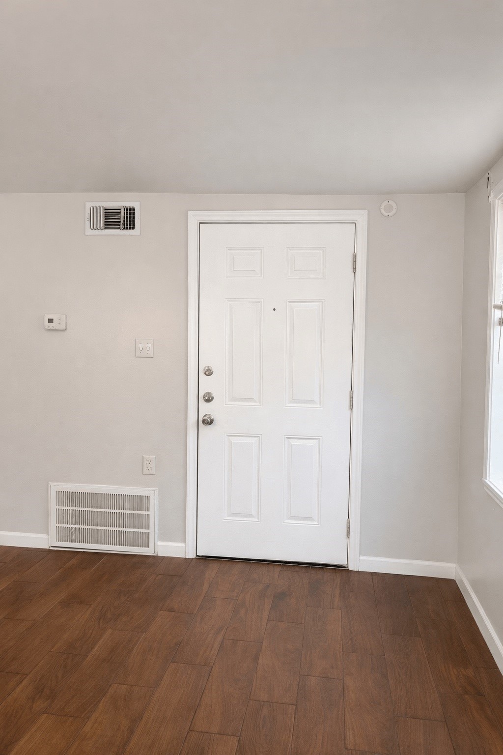 1901 40th Street 3 Property Photo 2