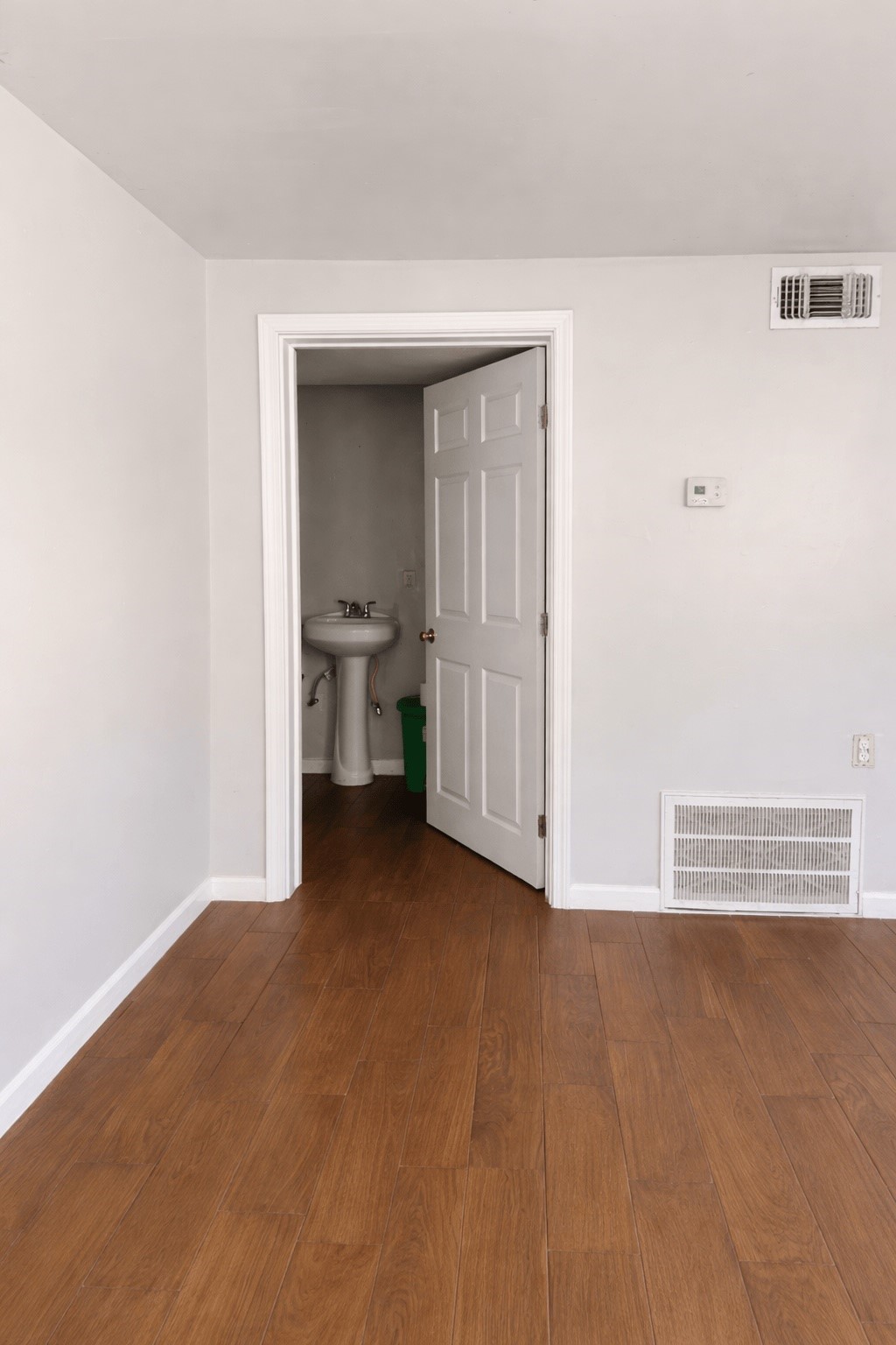 1901 40th Street 3 Property Photo 4
