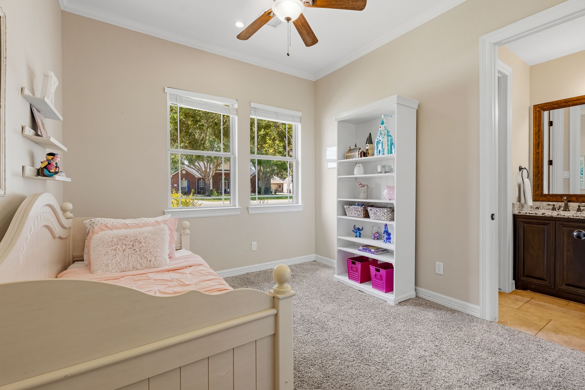 4518 Wickby Street Property Photo 28