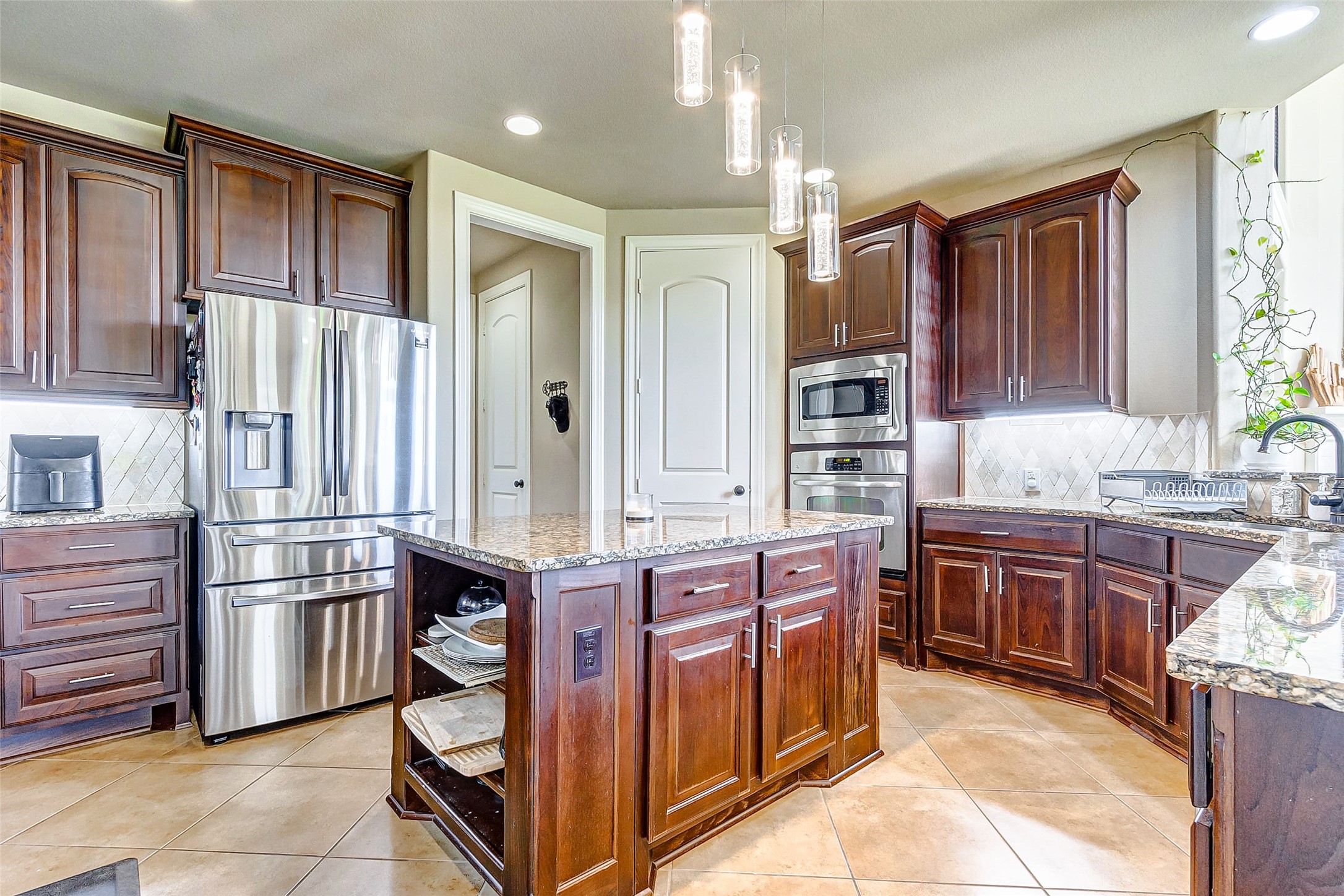 16214 Canova Hill Lane Property Photo 16