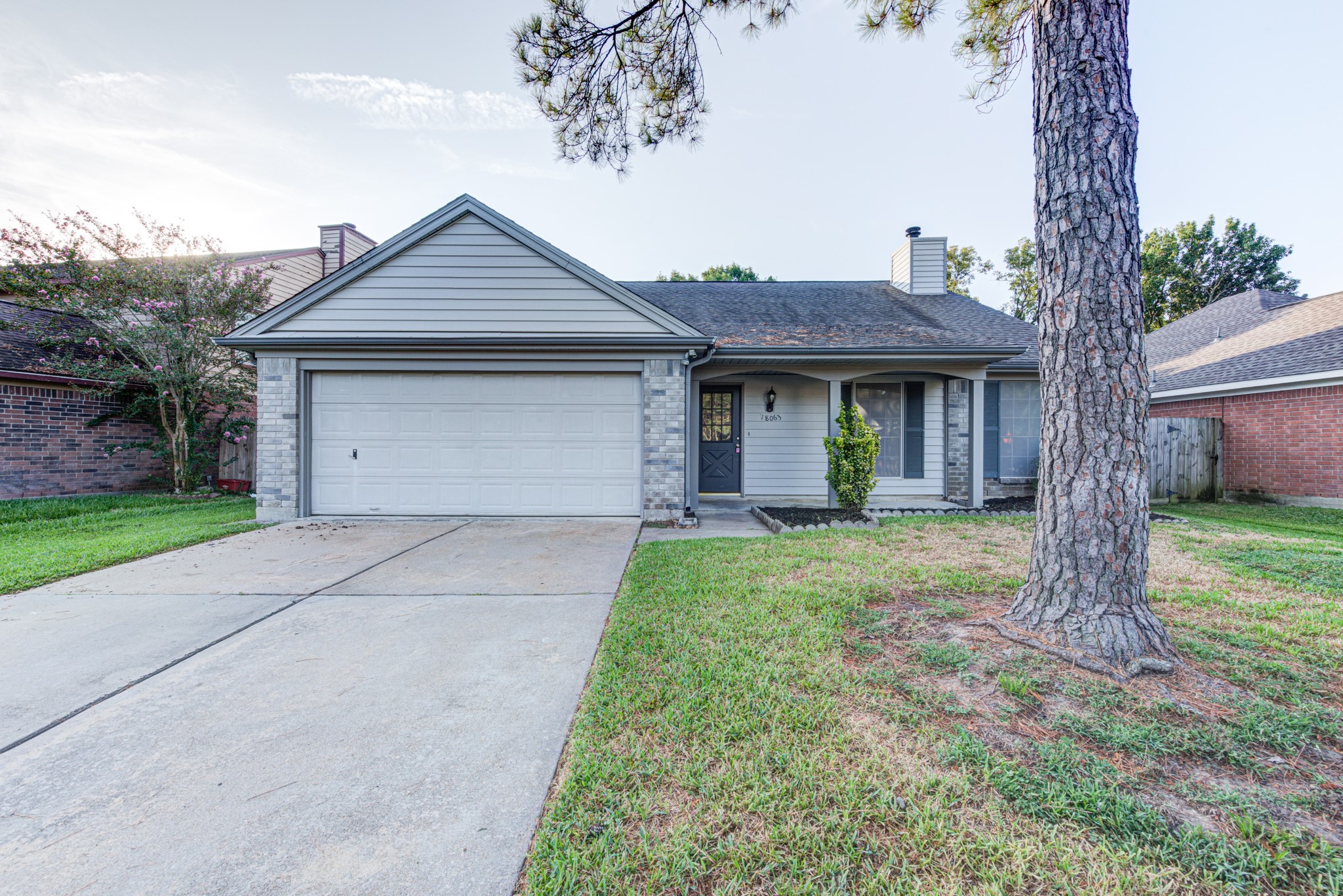 18063 Golden Ridge Drive Property Photo 1
