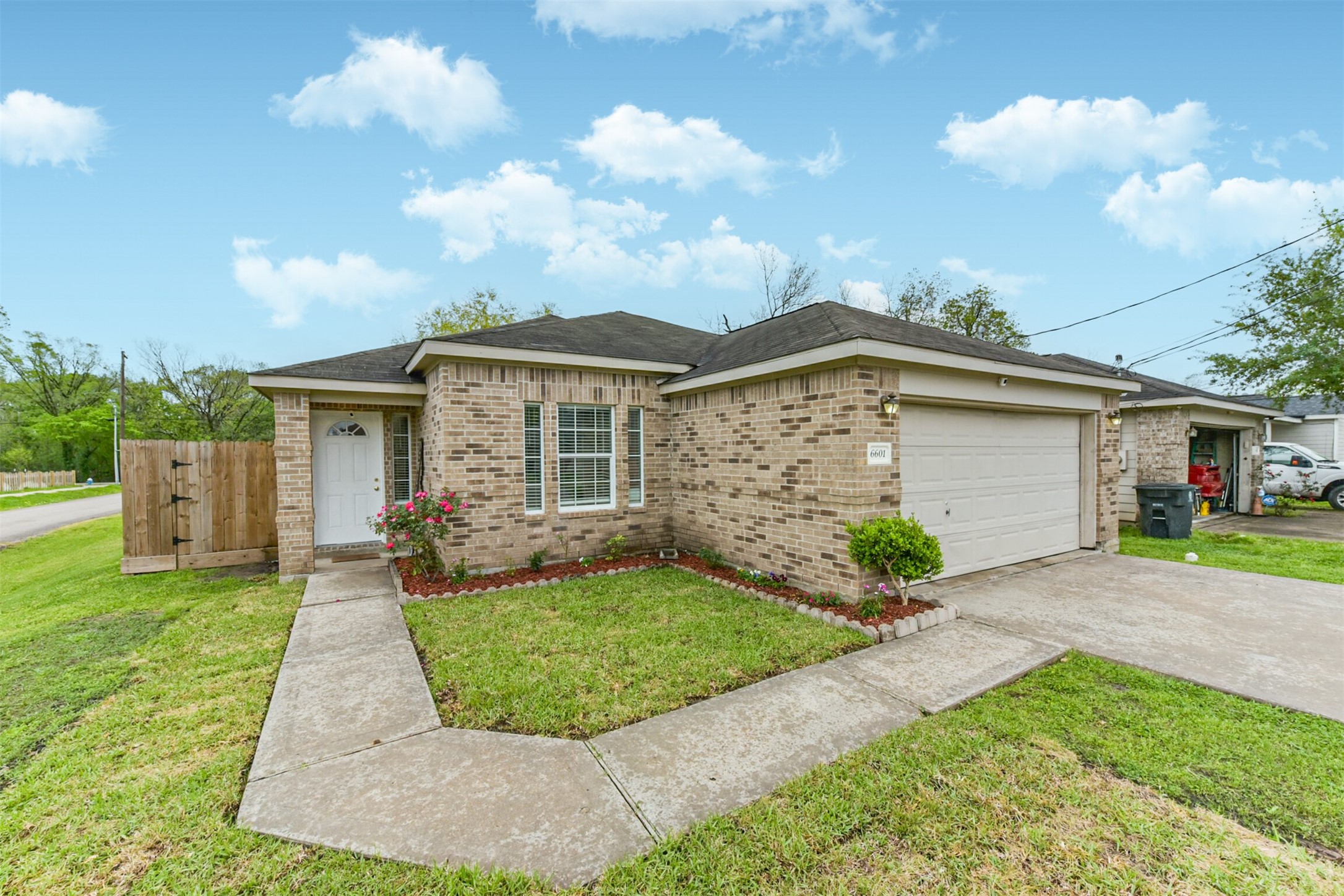 6601 Paris Street Property Photo