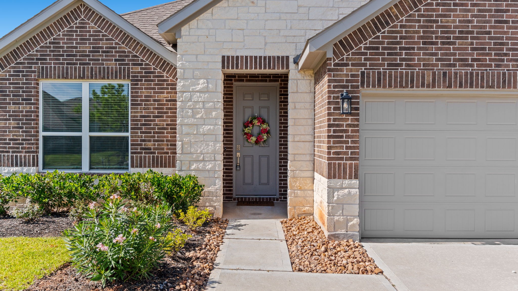 1617 Sol Bend Drive Property Photo 4