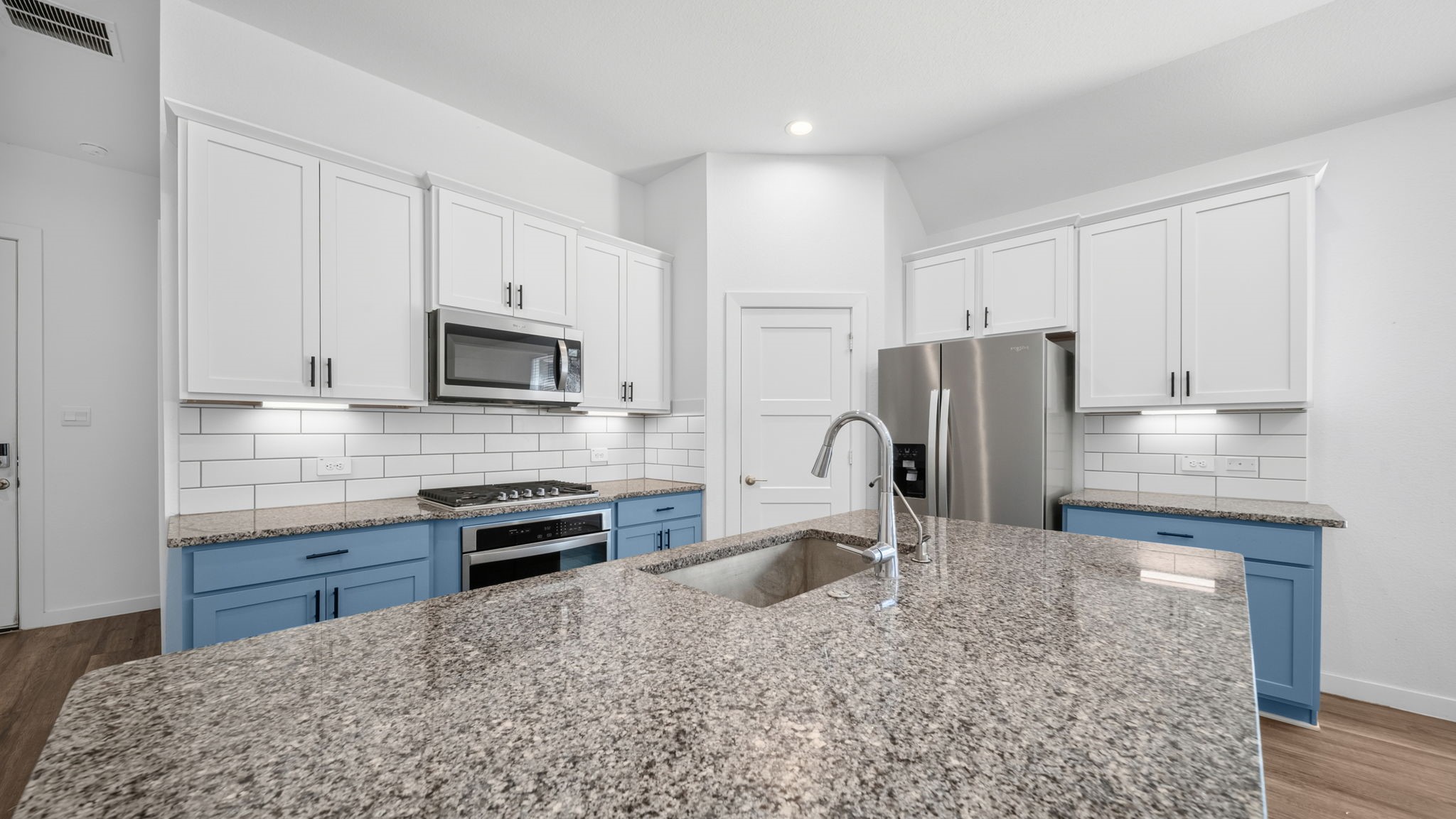 1617 Sol Bend Drive Property Photo 8