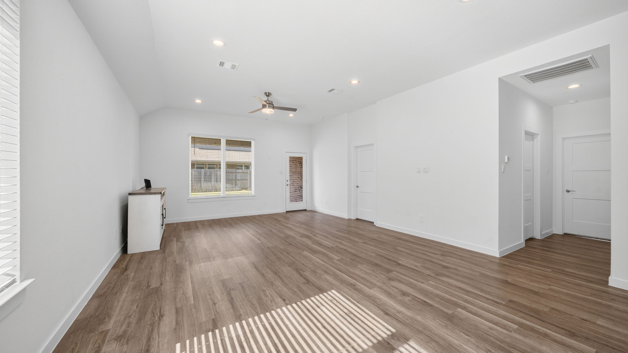 1617 Sol Bend Drive Property Photo 16