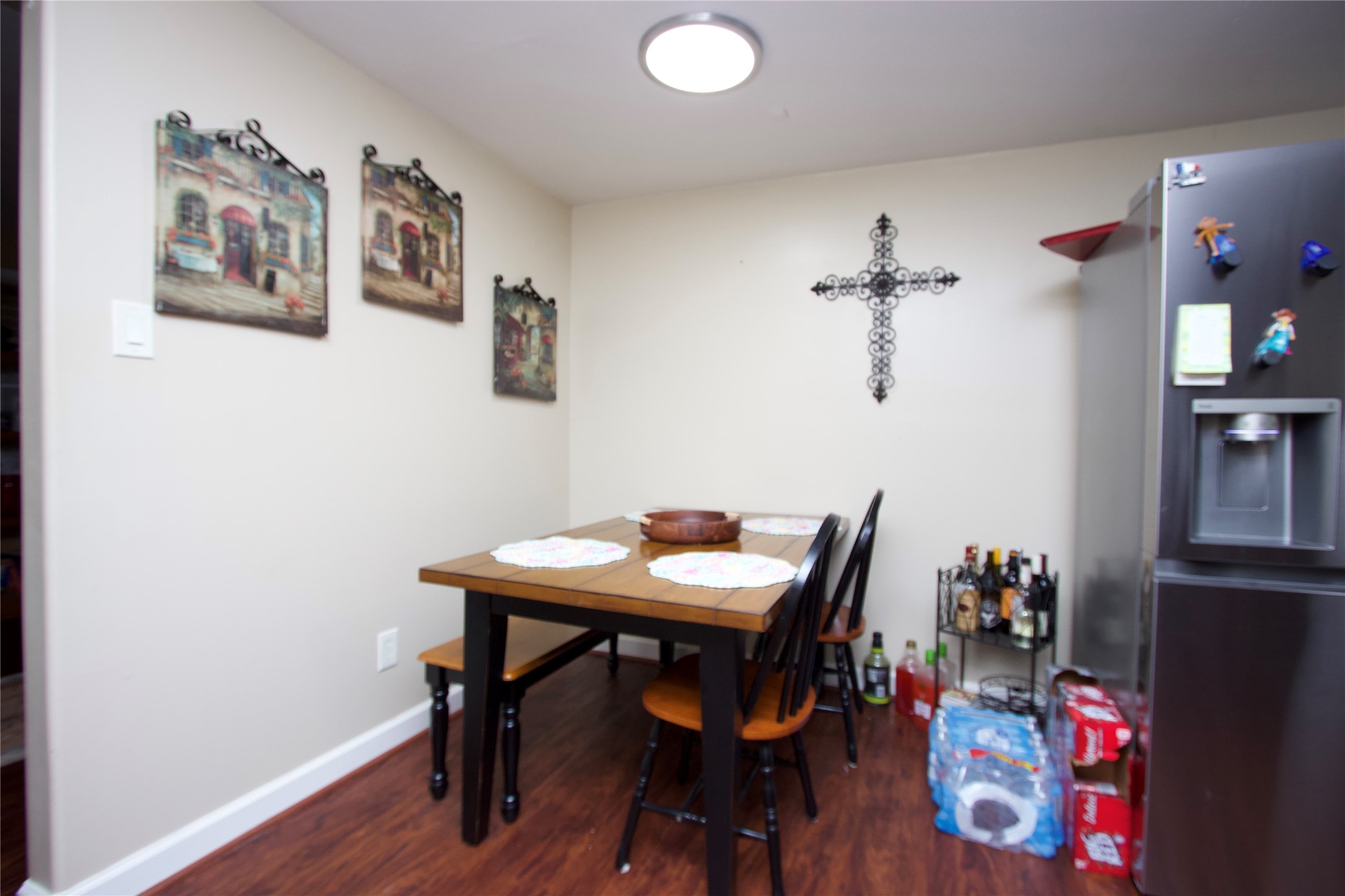 4604 Octavia Street Property Photo 8