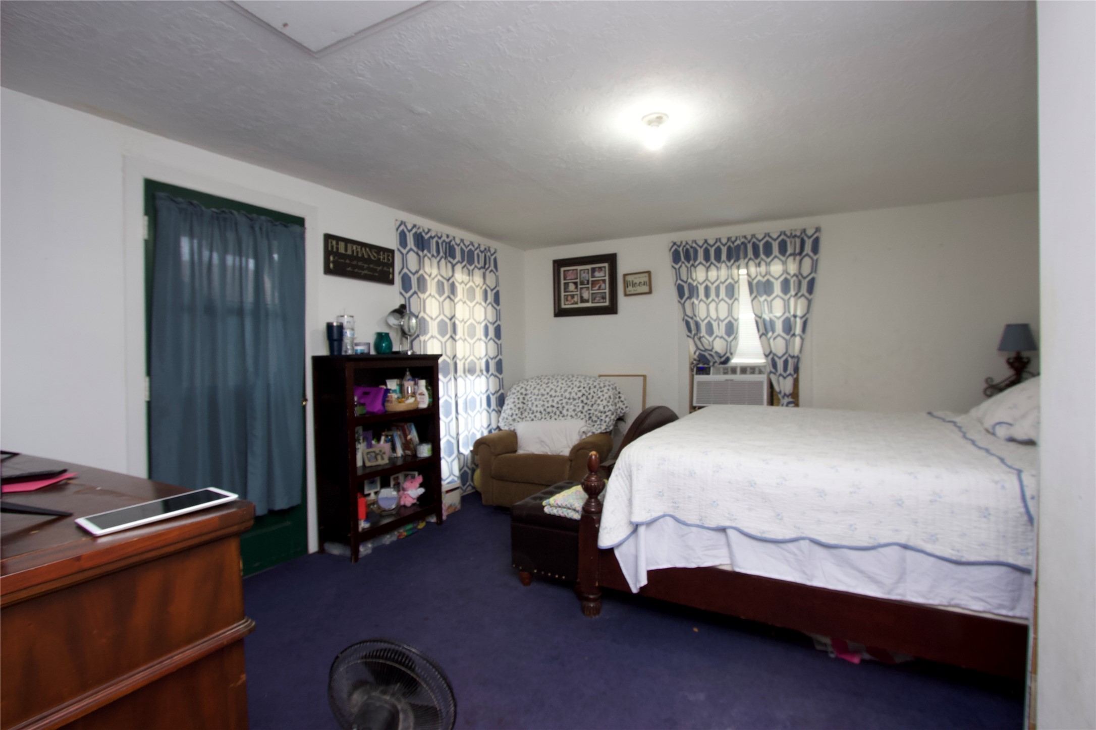 4604 Octavia Street Property Photo 15