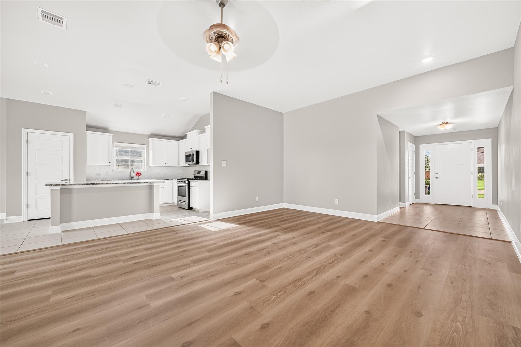 10238 Whitney Reach Drive Property Photo 10