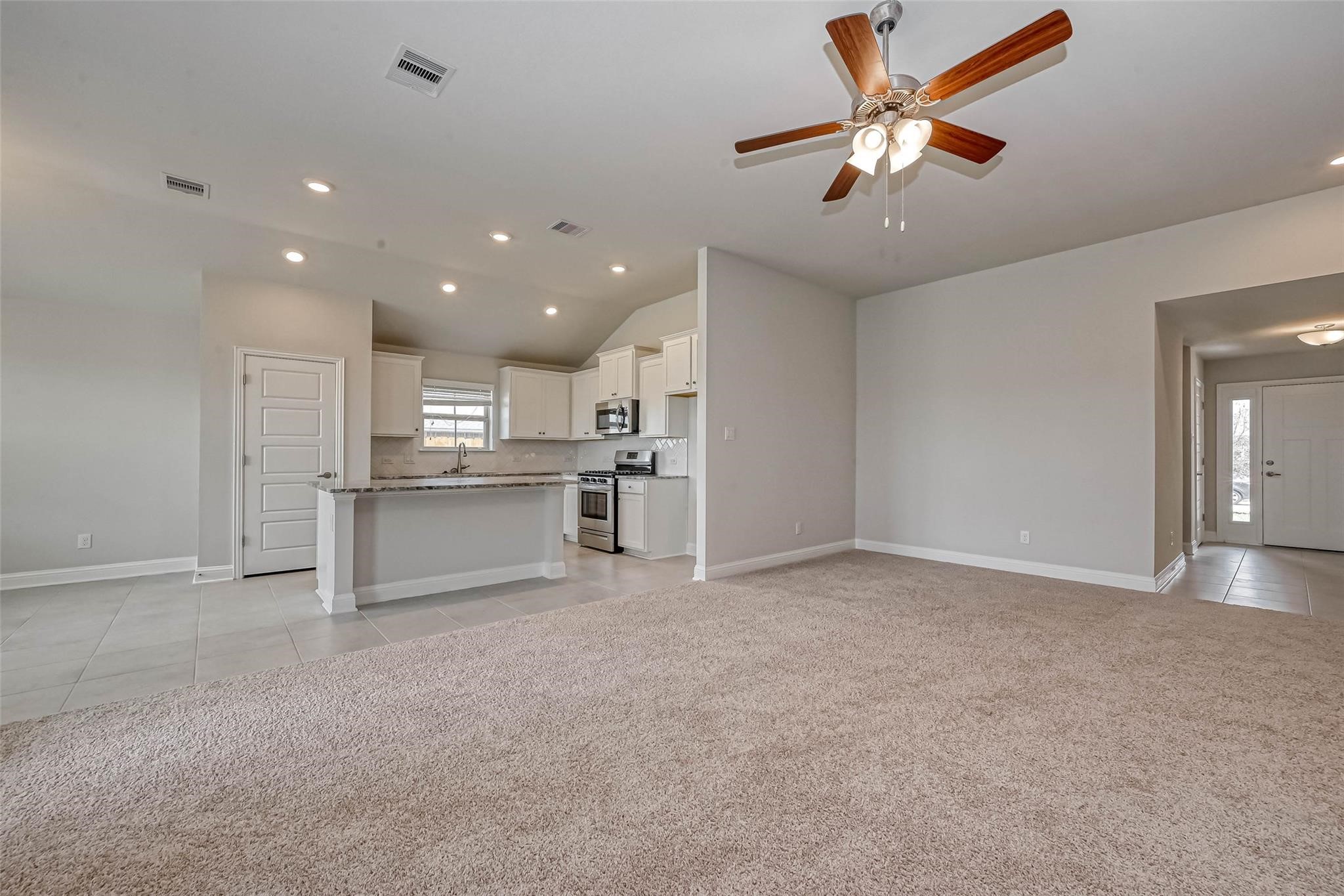 10238 Whitney Reach Drive Property Photo 13