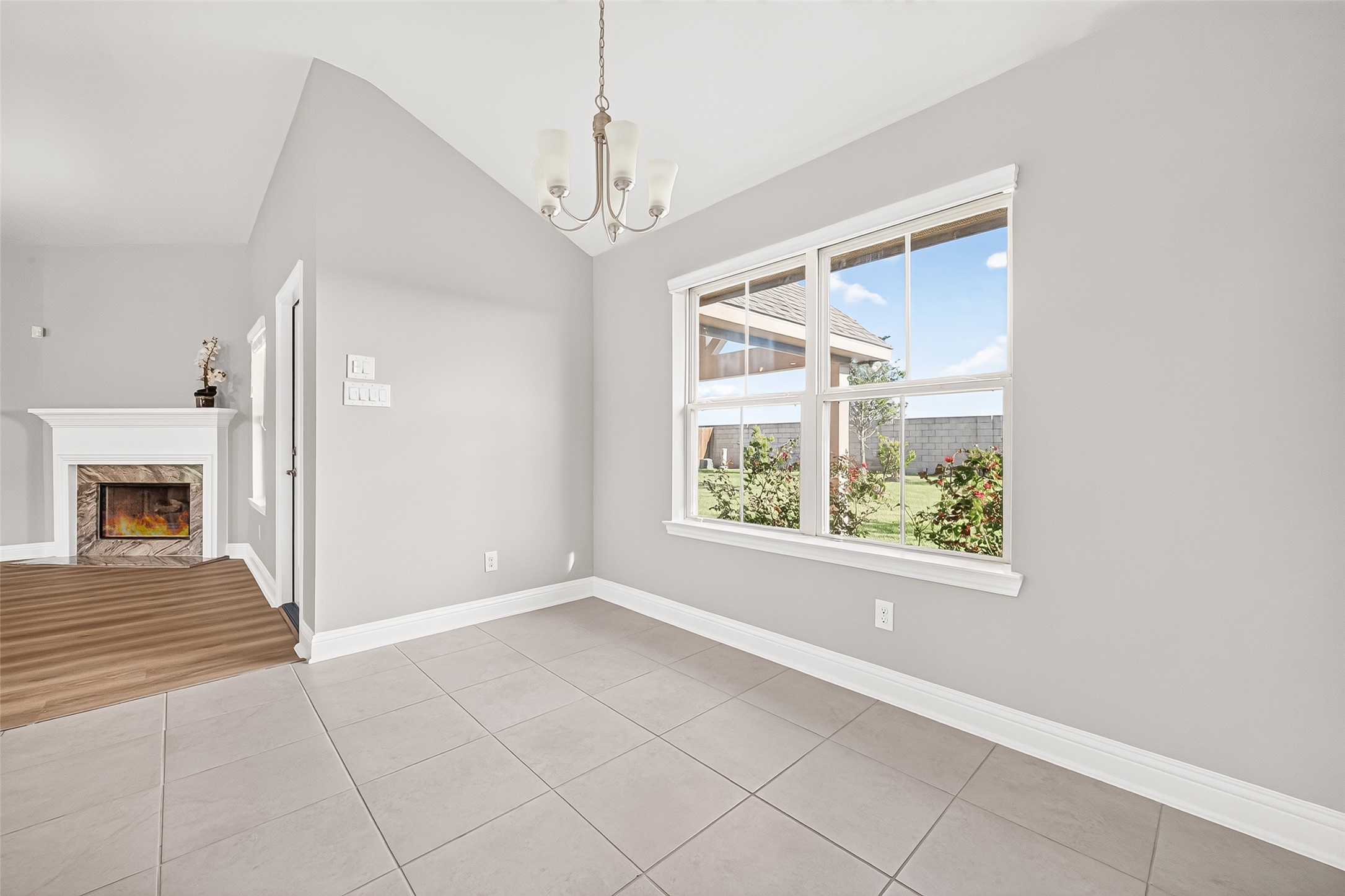 10238 Whitney Reach Drive Property Photo 15