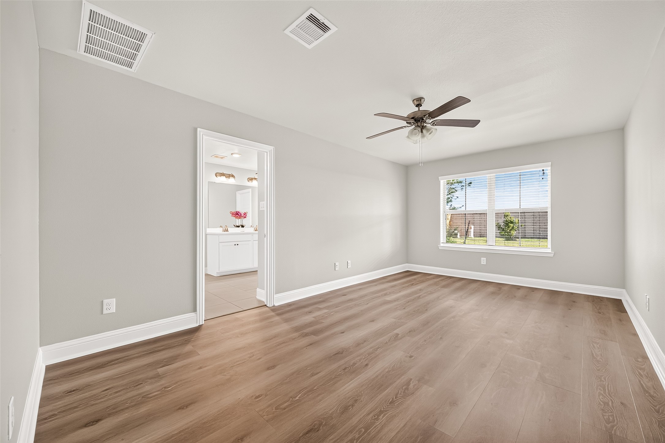 10238 Whitney Reach Drive Property Photo 21