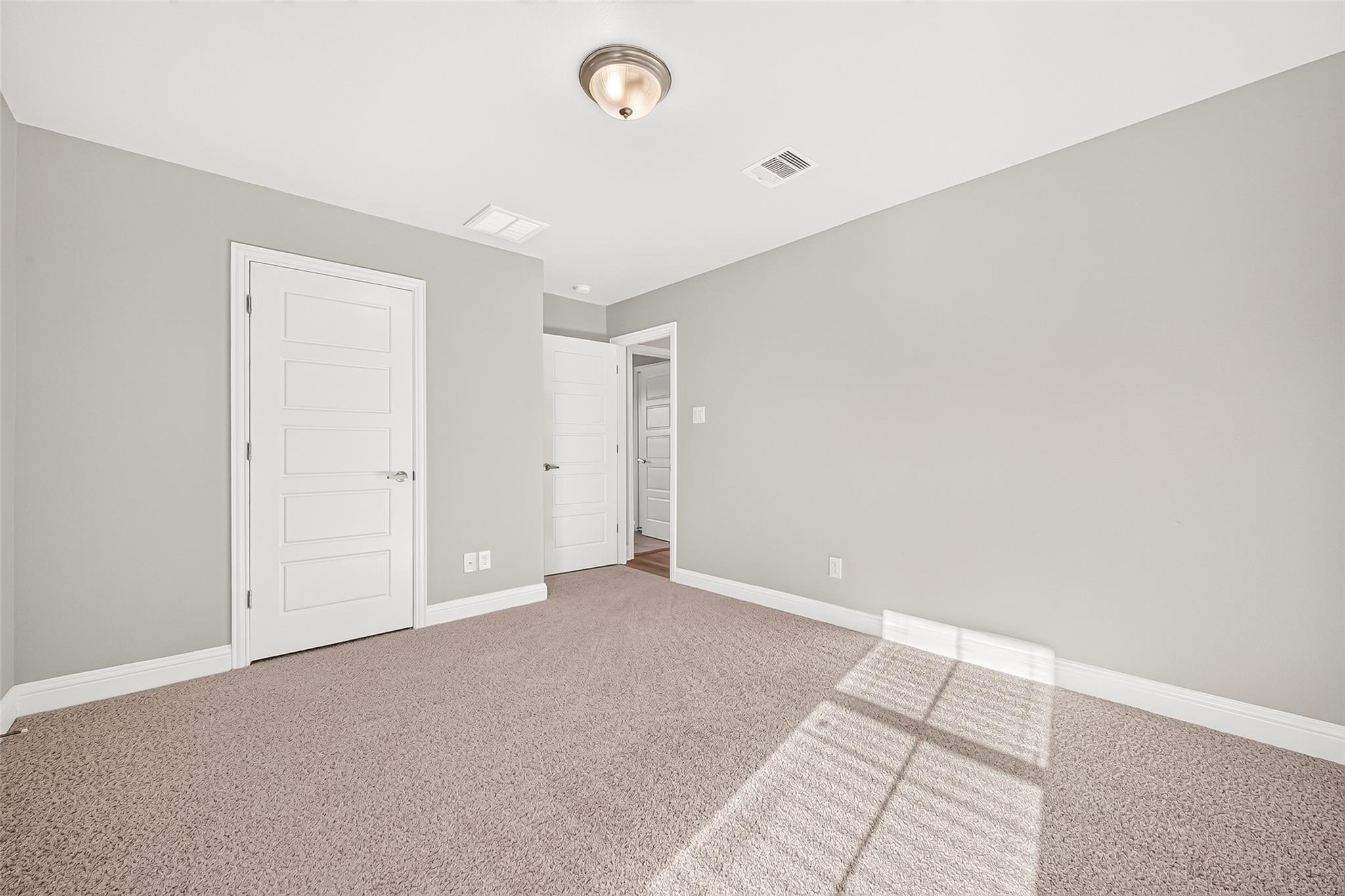 10238 Whitney Reach Drive Property Photo 27